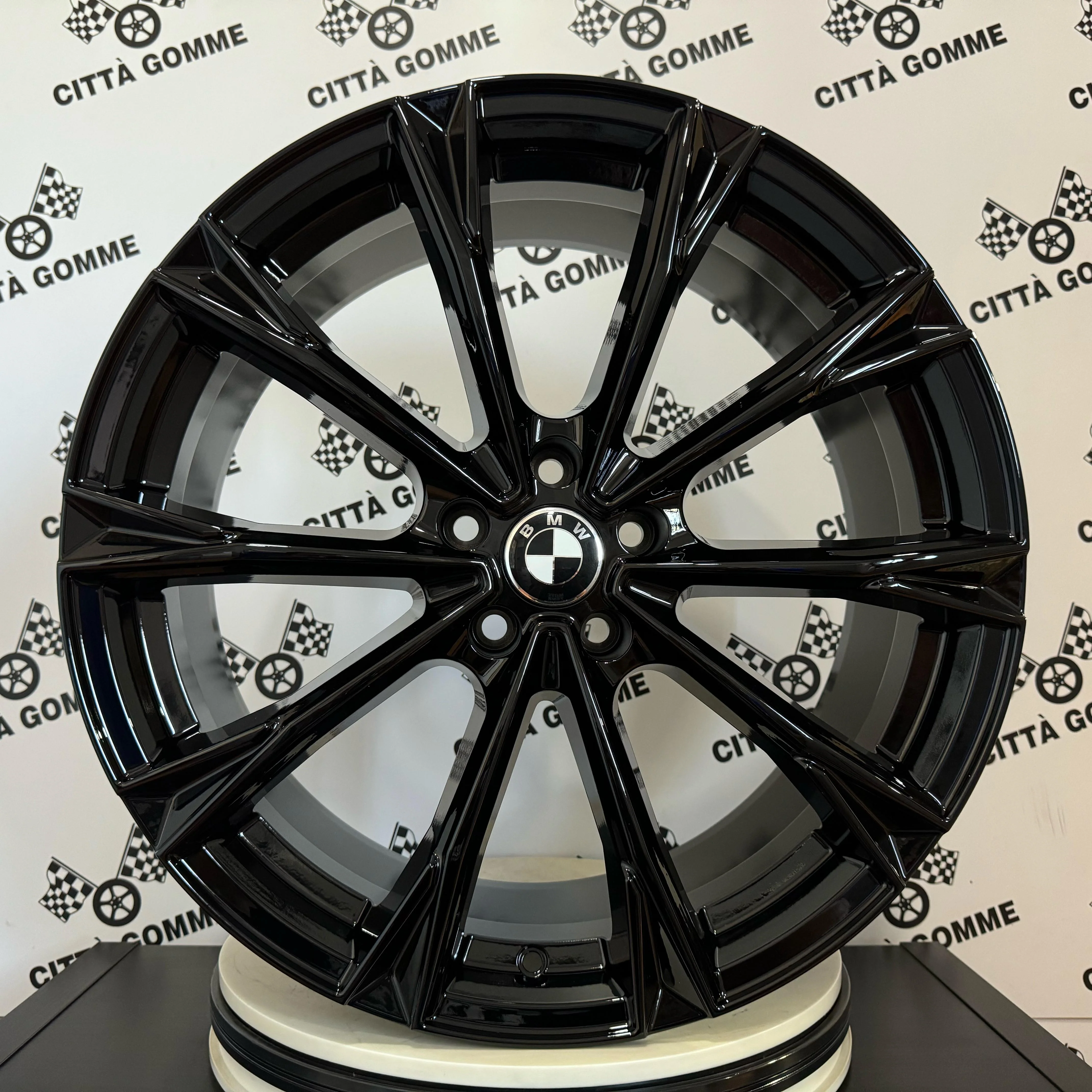4 Cerchi in Lega Totale per BMW I4 SERIE 2 3 4 5 8 X3 X4 DOPPIA MISURA - Image 5
