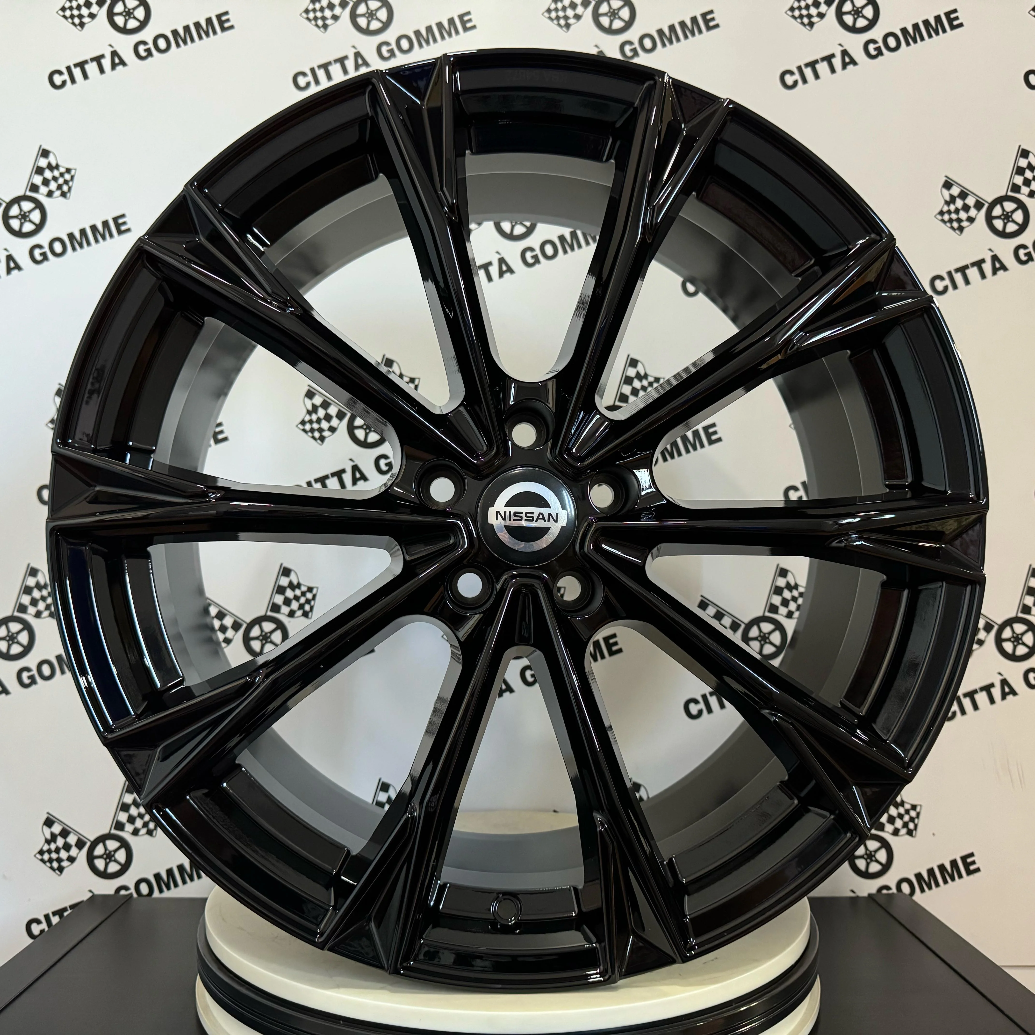 4 Cerchi in lega Totale per Nissan Juke Quashqai x-Trail Pulsar Leaf e-NV200 - Image 5