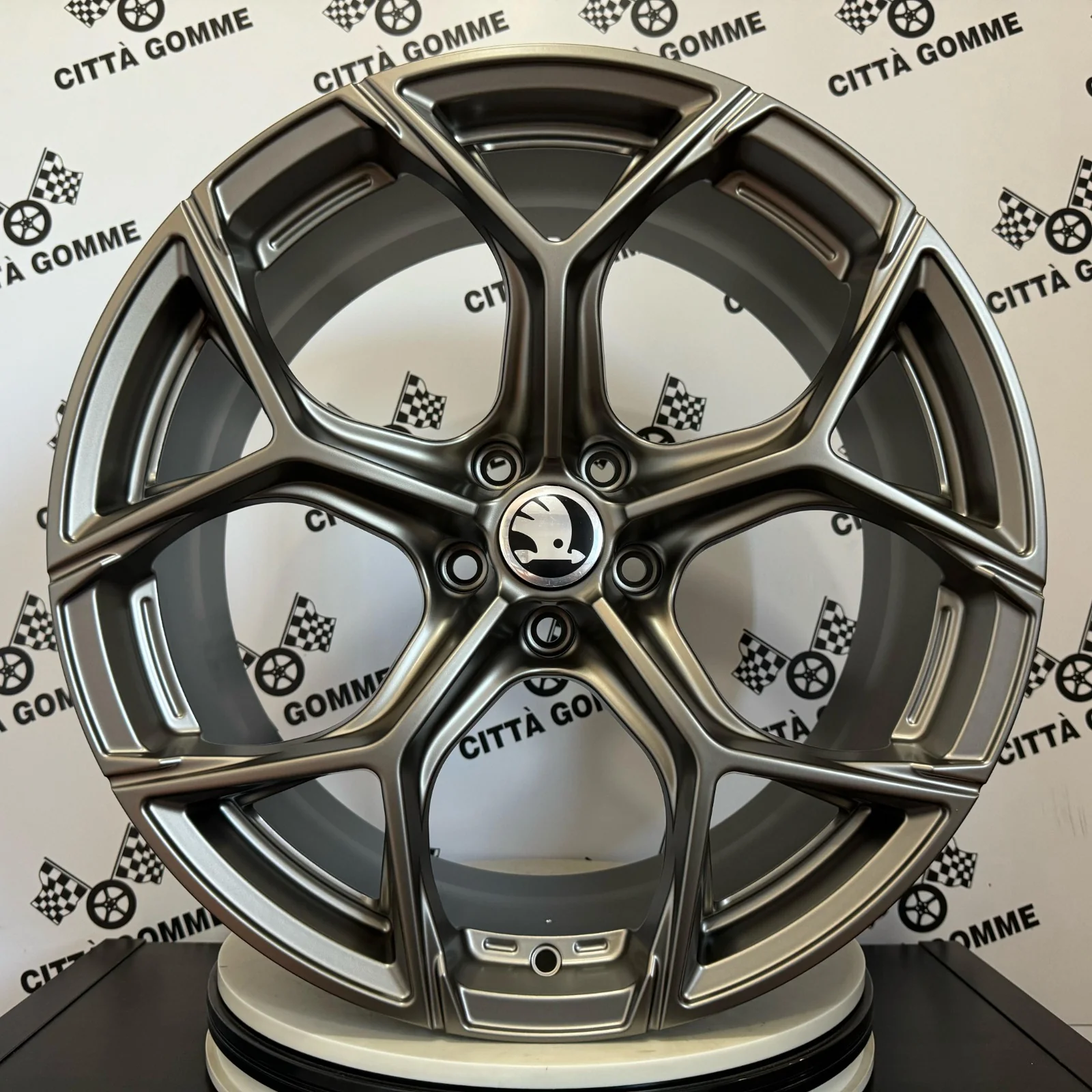4 Cerchi in lega ULTRIVITY per SKODA FABIA - Image 3