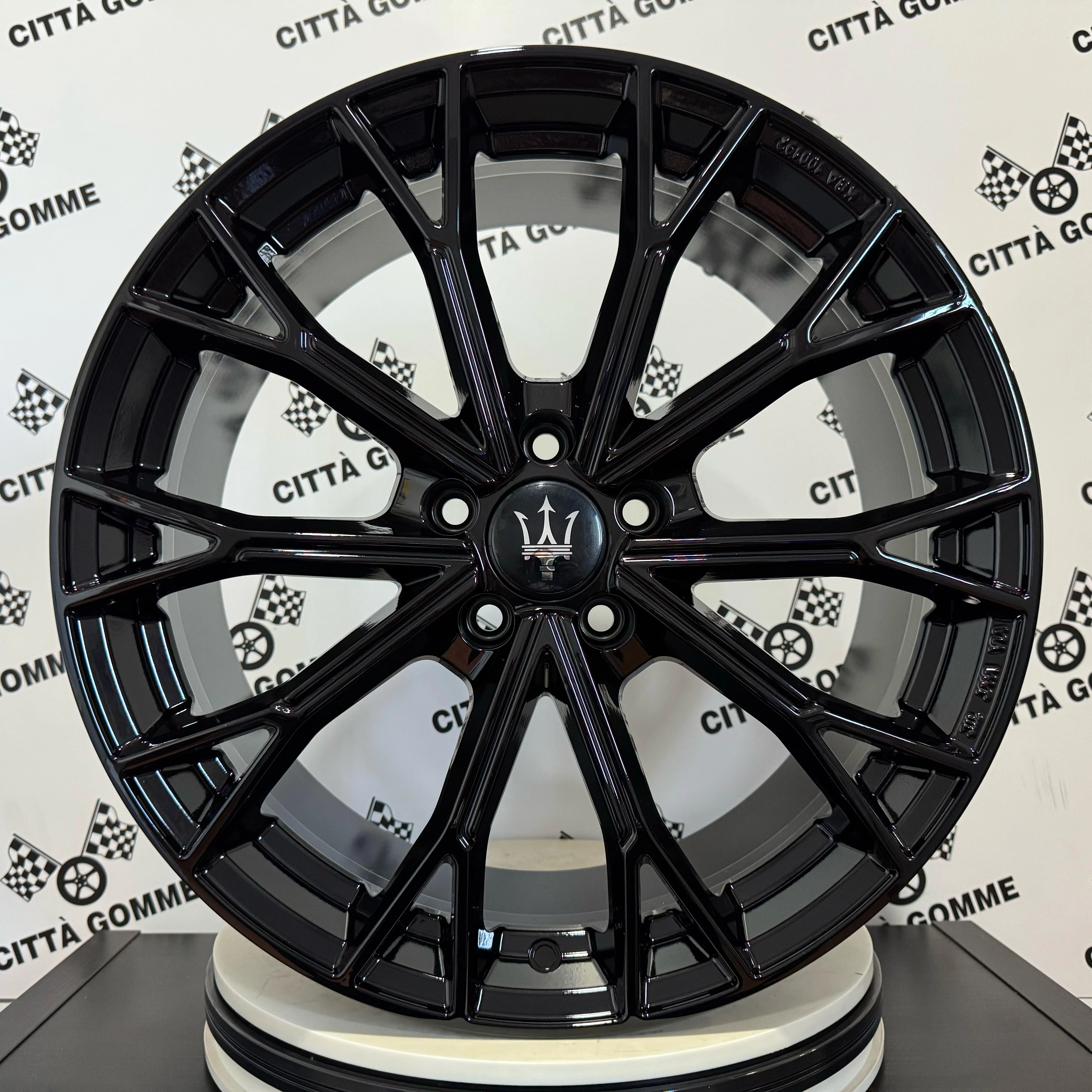 SET 4 Cerchi in lega ASPHALT per MASERATI LEVANTE DIESEL - Image 2