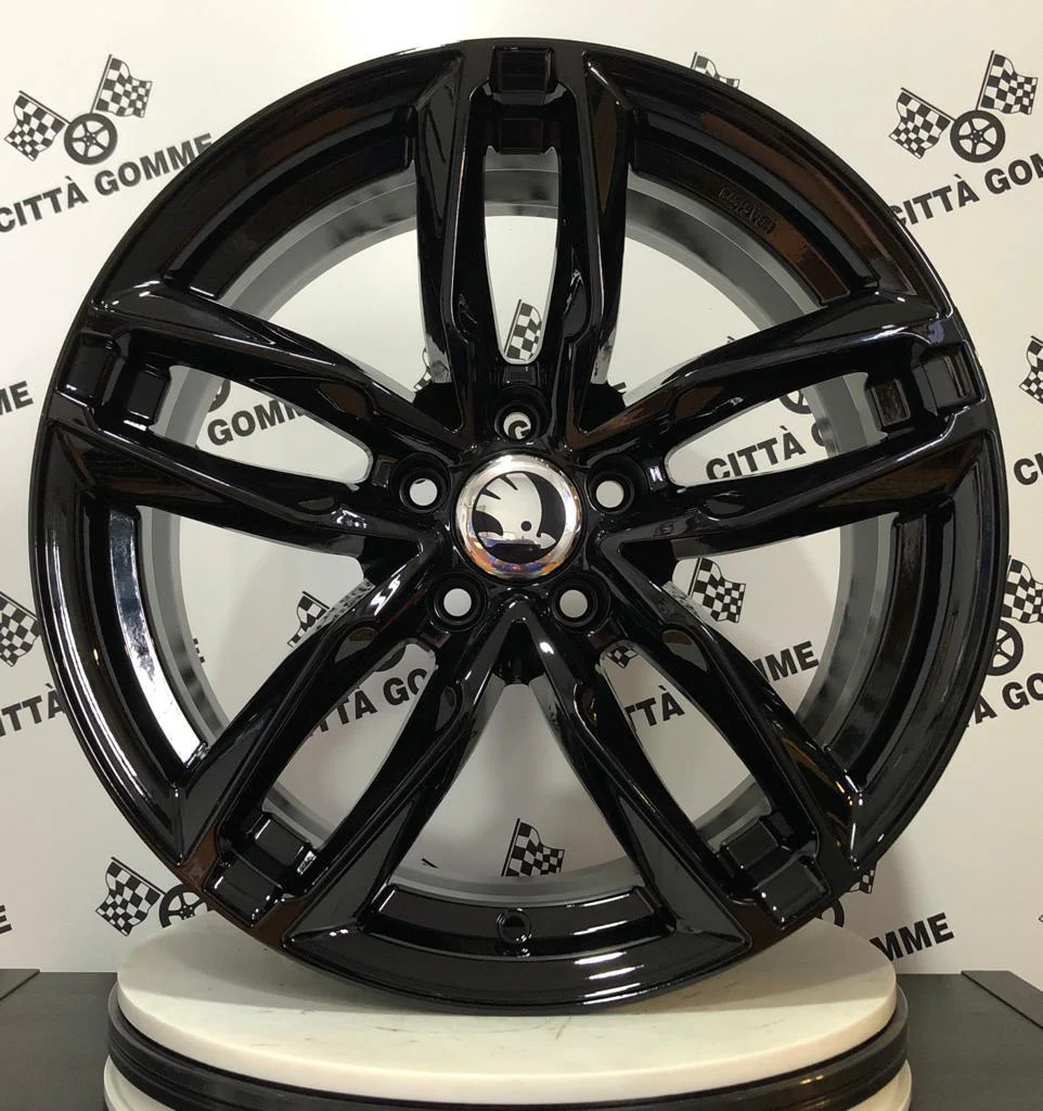 Set 4 Cerchi in lega Atom per Skoda Karoq Kodiaq Octavia Superb Yeti Enyaq - Image 2