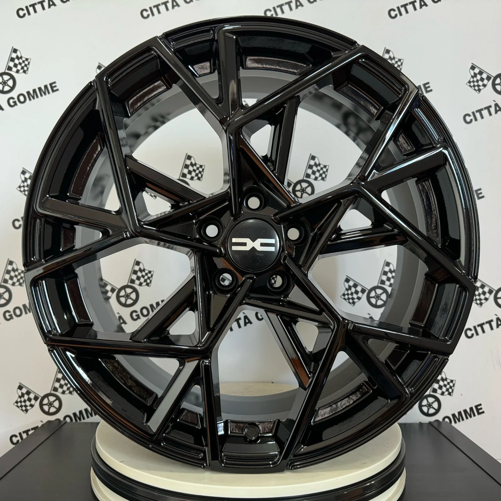 Set 4 Cerchi in lega Cartesio per Dacia Duster - Image 3