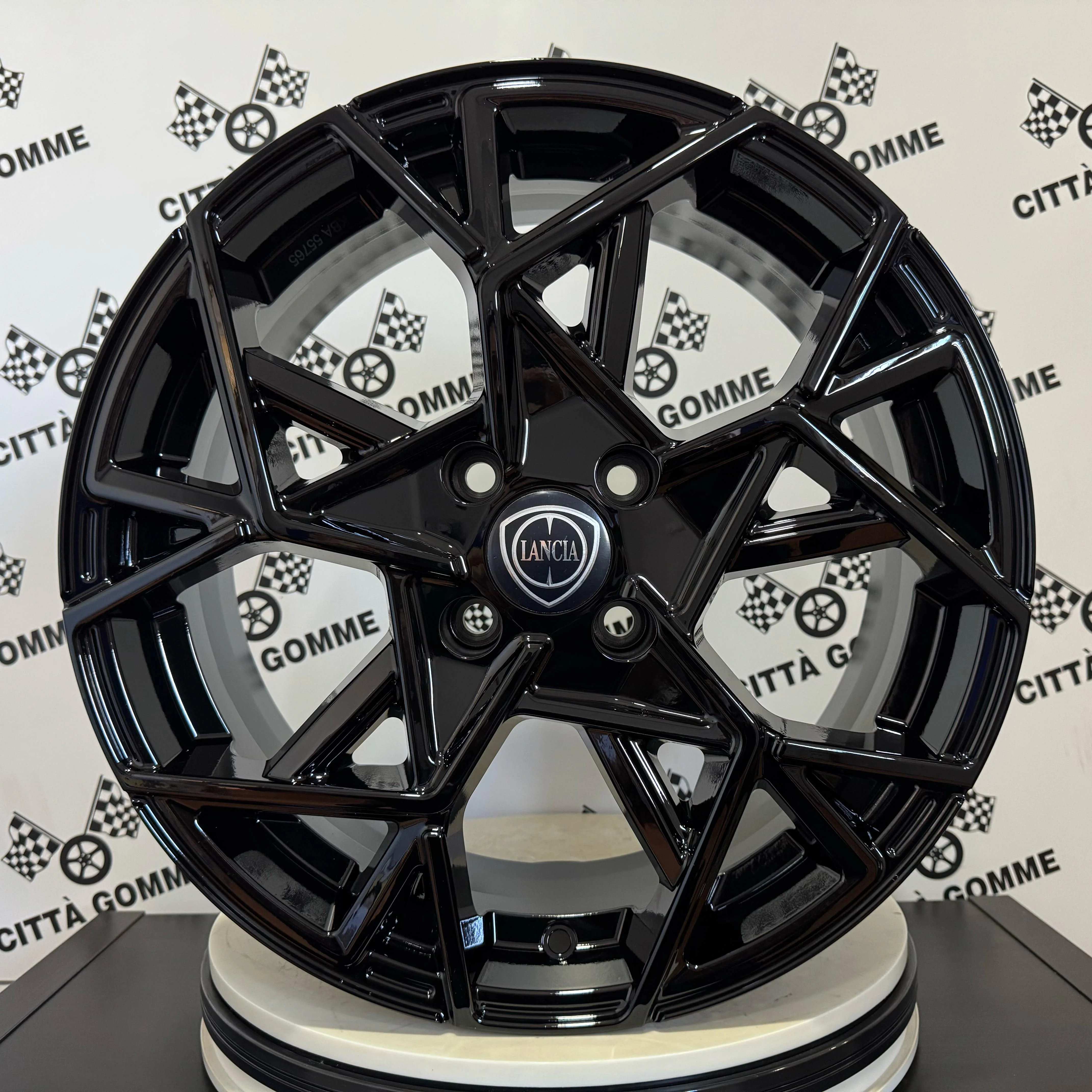 Set 4 Cerchi in lega Cartesio per Lancia Ypsilon dal 2024> - Image 7