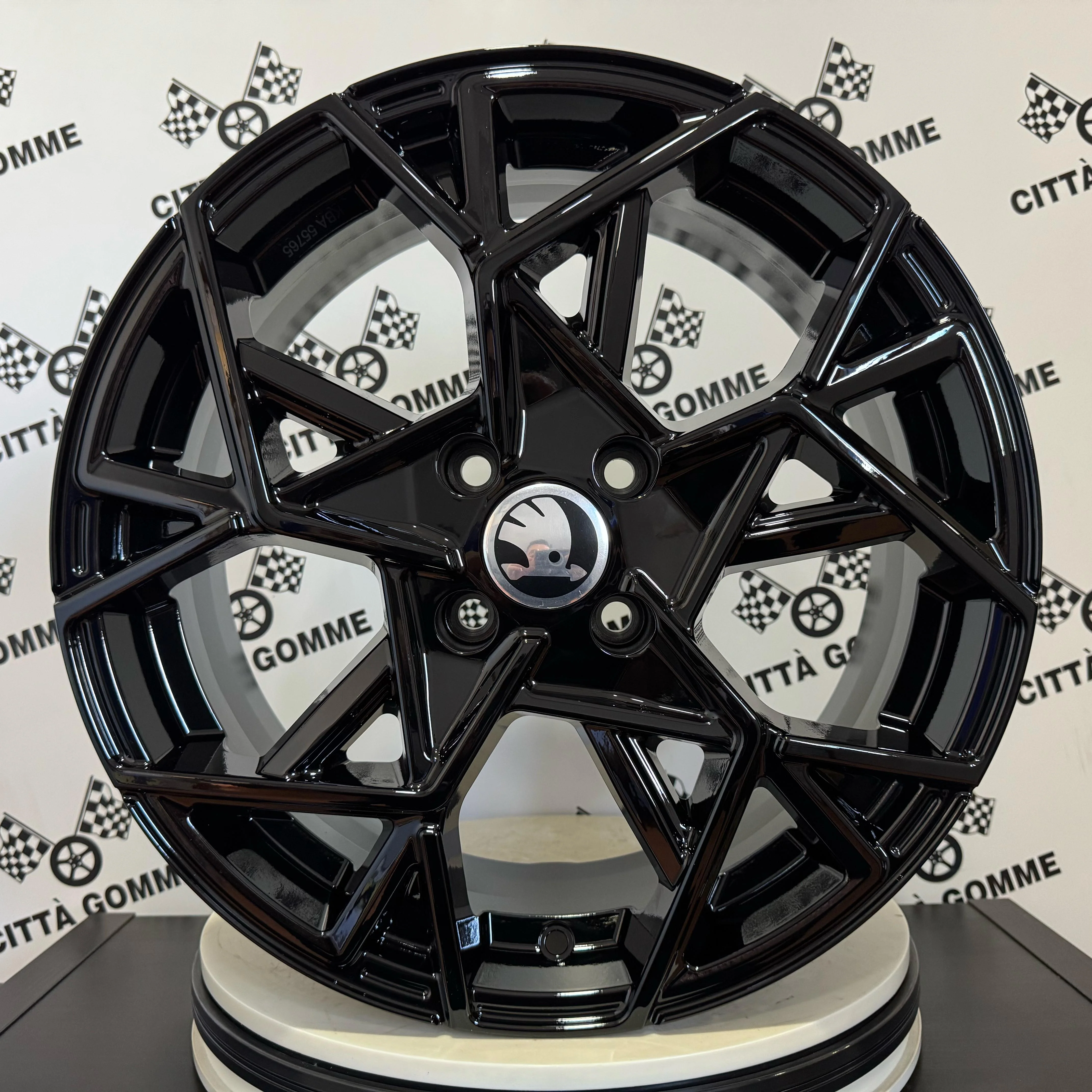 Set 4 Cerchi in lega Cartesio per Skoda Citigo - Image 7