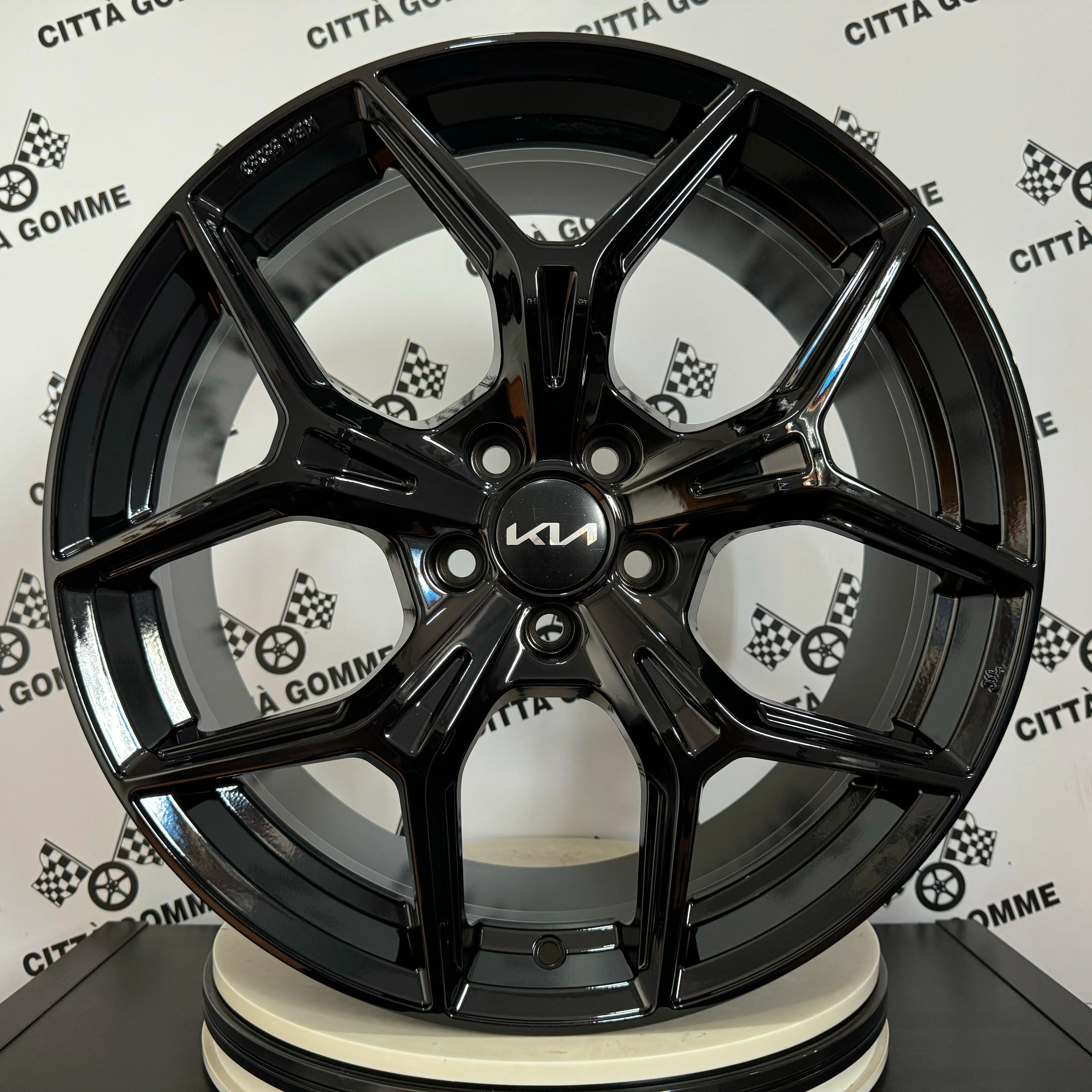 Set 4 Cerchi in lega Epica per KIA CARENS NIRO SORENTO SOUL SPORTAGE XCEED - Image 3