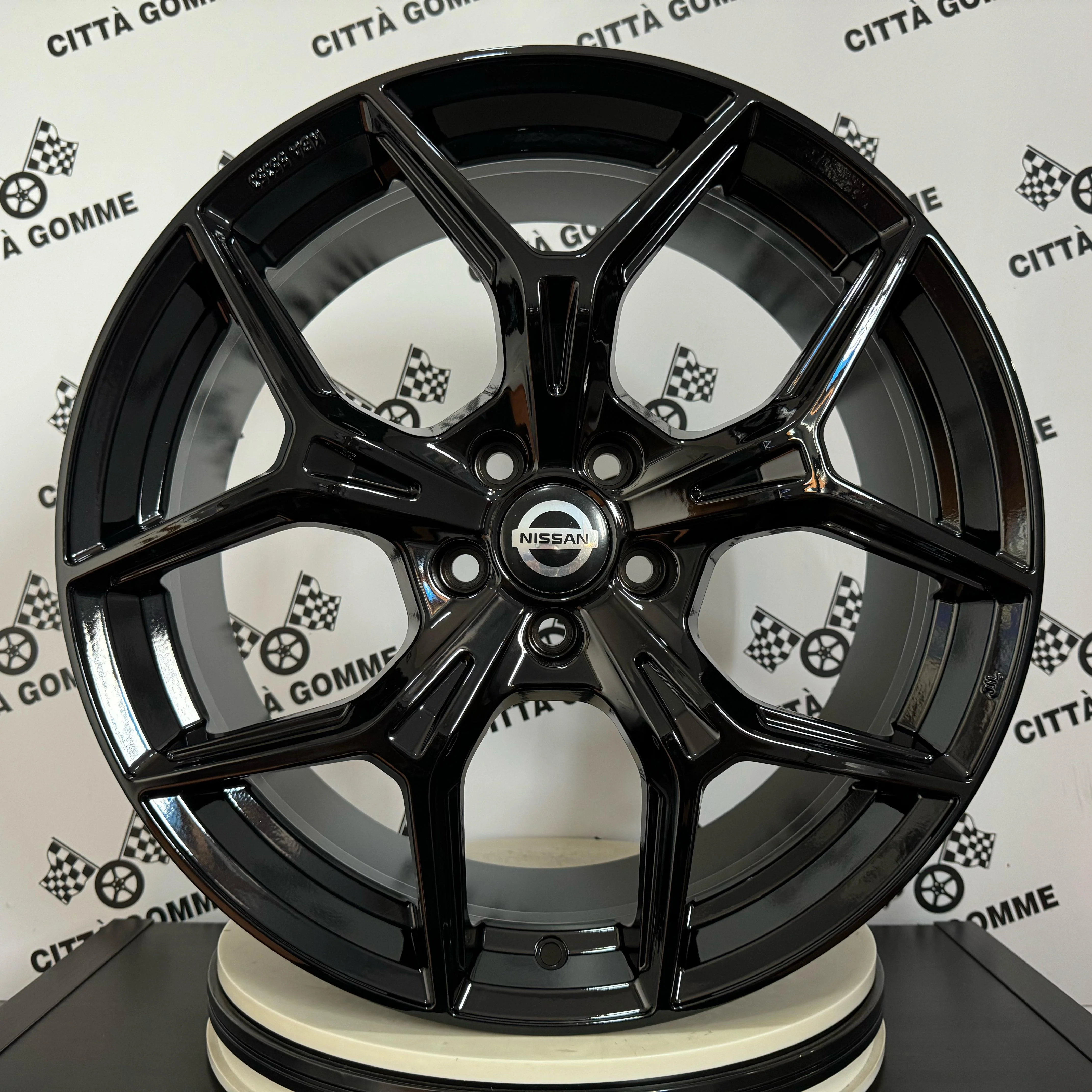 Set 4 Cerchi in lega Epica per NISSAN ARIYA JUKE QASHQAI X-TRAIL PULSAR LEAF - Image 3