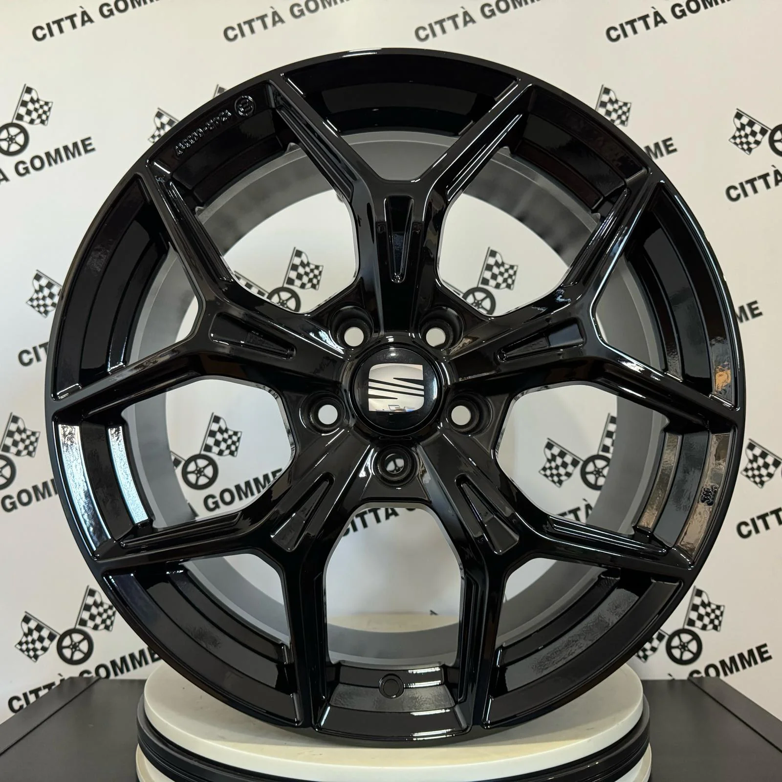 Set 4 Cerchi in lega EPICA per SEAT Alhambra Ateca Exeo Leon Tarraco - Image 3