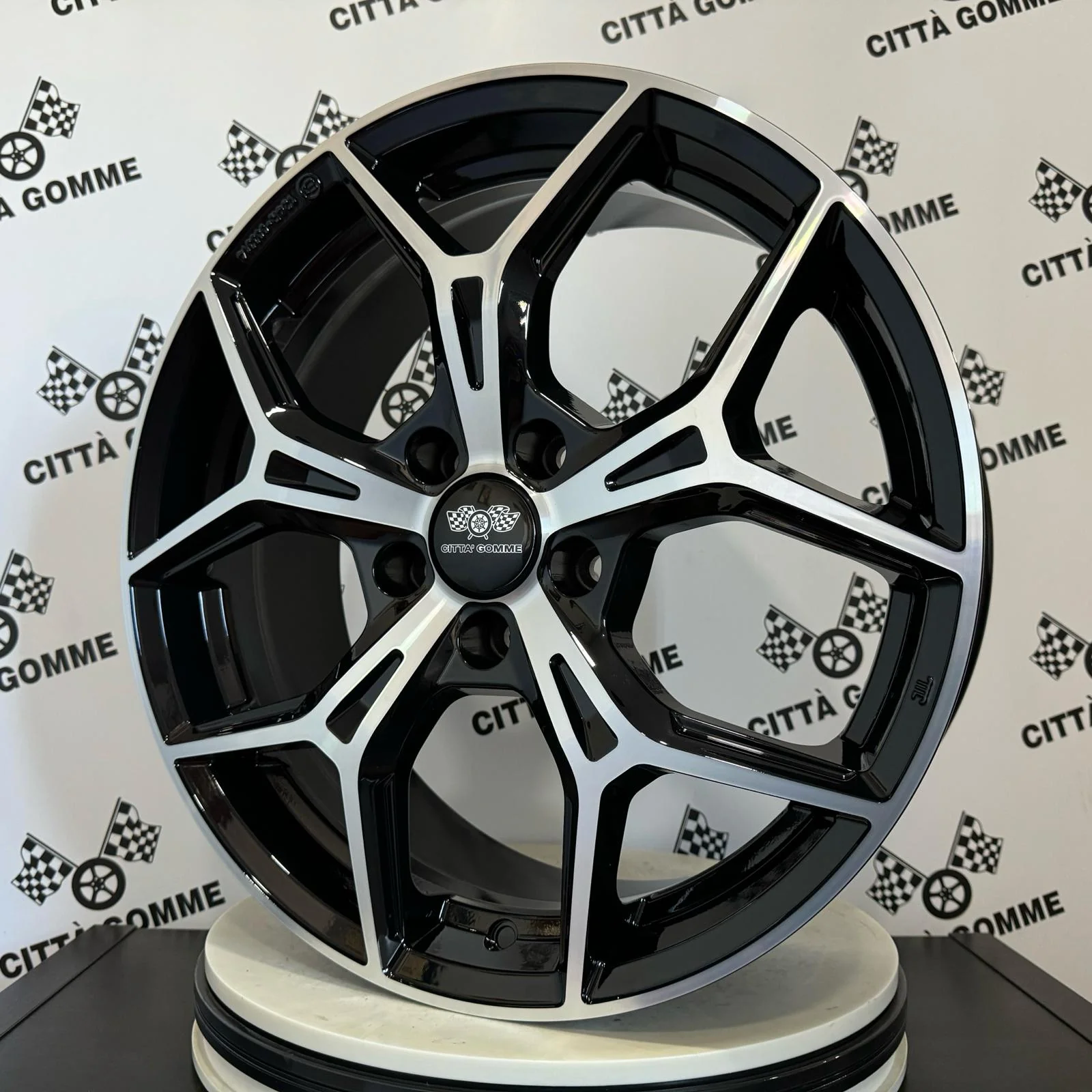 Set 4 Cerchi in lega Epica per RENAULT LAGUNA II MEGANE RS - Image 2