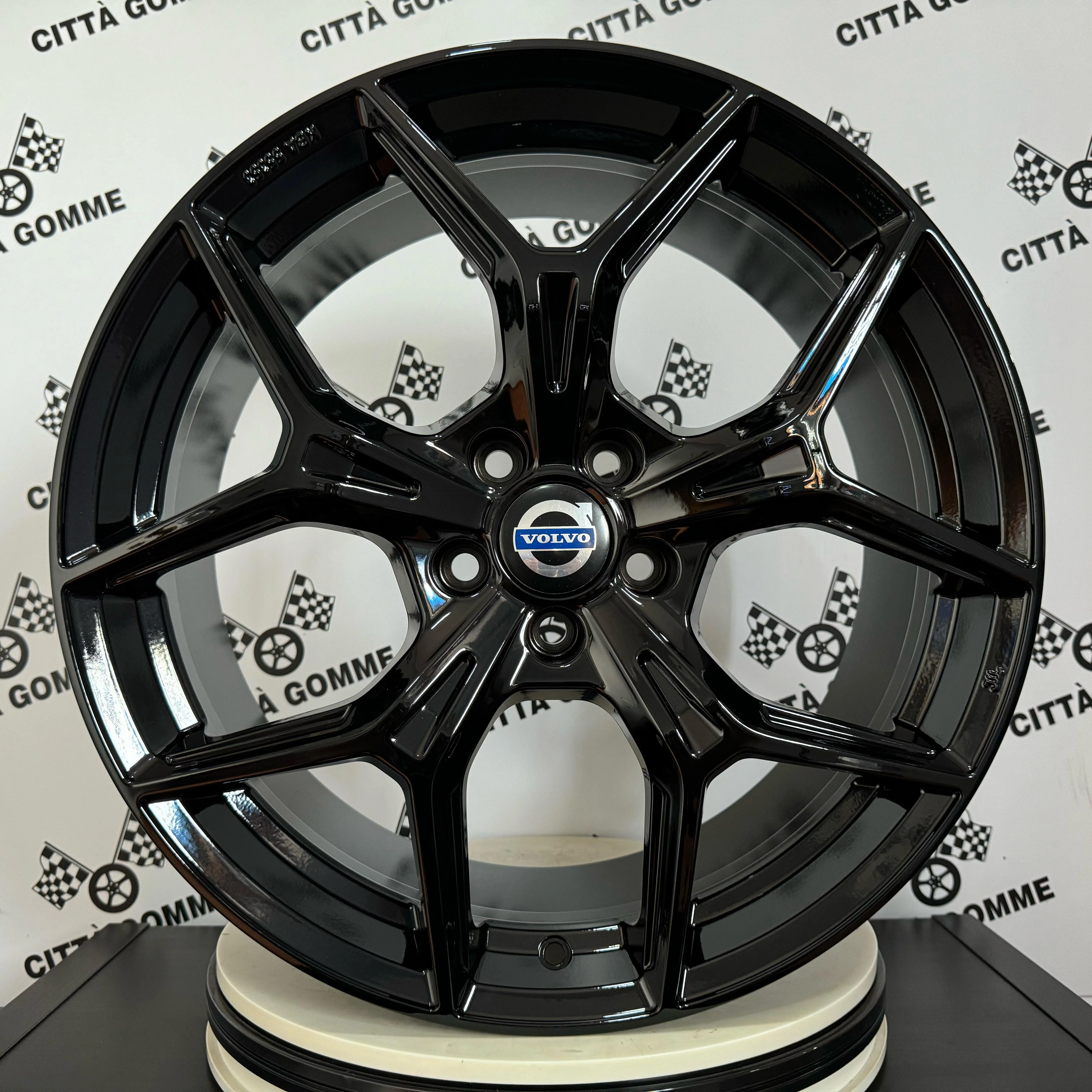 Set 4 Cerchi in lega Epica per Volvo c30 s40 s60 s80 v40 v50 v60 v70 xc60 - Image 3