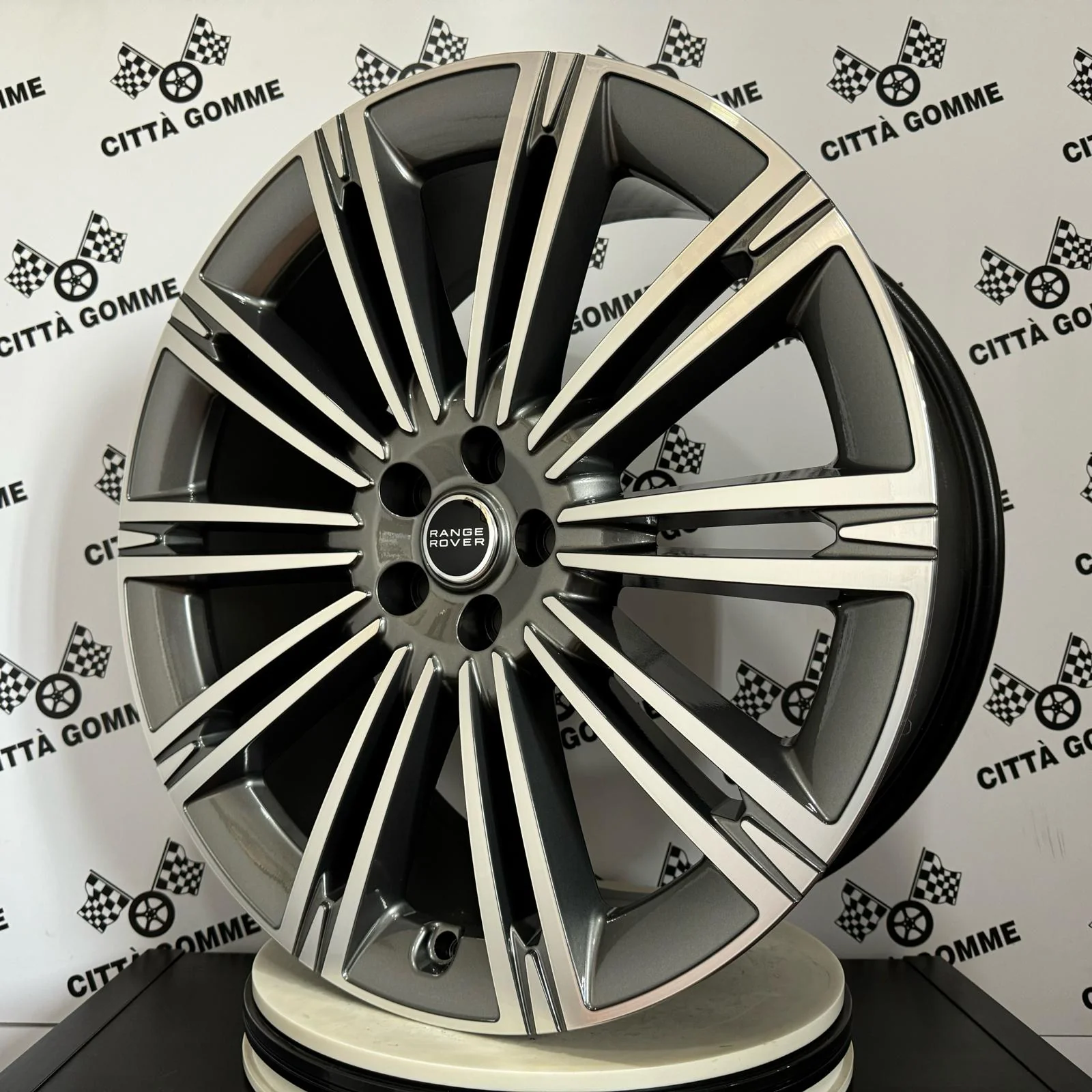 Set 4 Cerchi in lega EXPERIENCE per Range Rover Evoque Velar Discovery Sport - Image 2