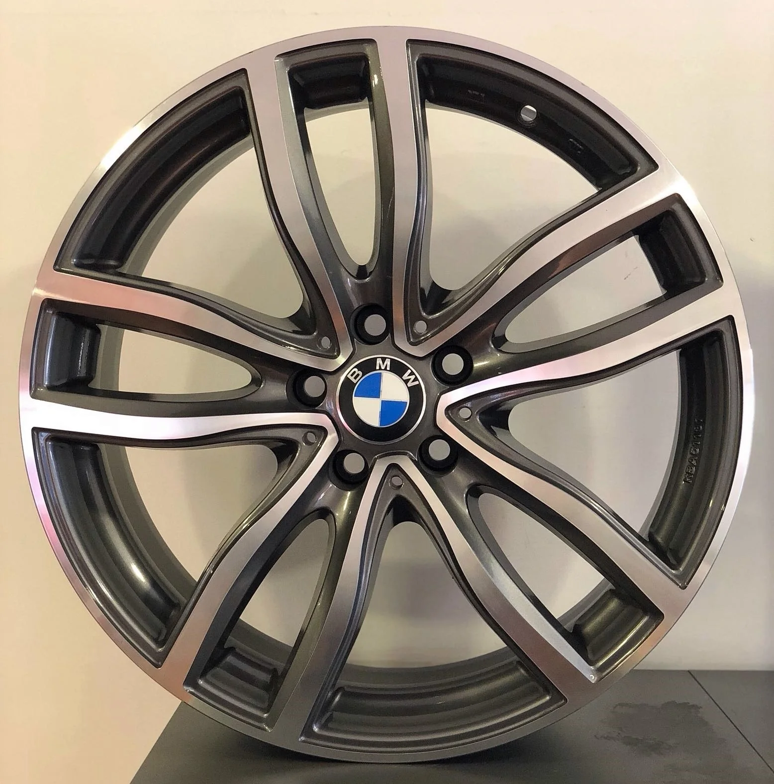 Set da 4 Cerchi in lega Fahr per BMW Serie 5 dal 2017 Serie 2 3 4 Z4 dal 2019  in Doppia Misura - Image 3