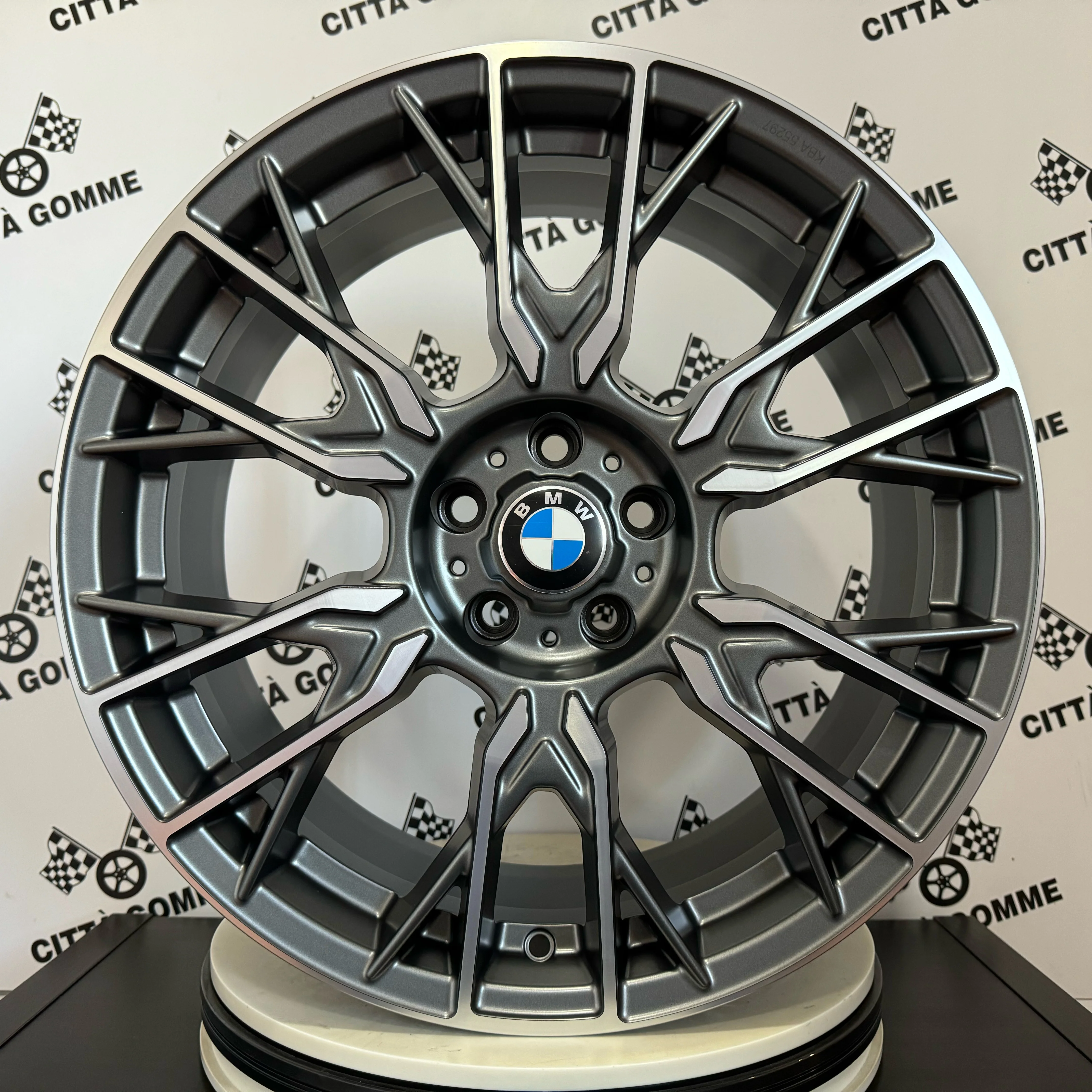 Set 4 Cerchi in lega Fender per BMW X1 2015> X2 X3 X4 Serie 5 2017> Serie 1 2 3 4 5 6 7 8 X5 X6 2019> Serie 2 Active / Gran Tourer - Image 6