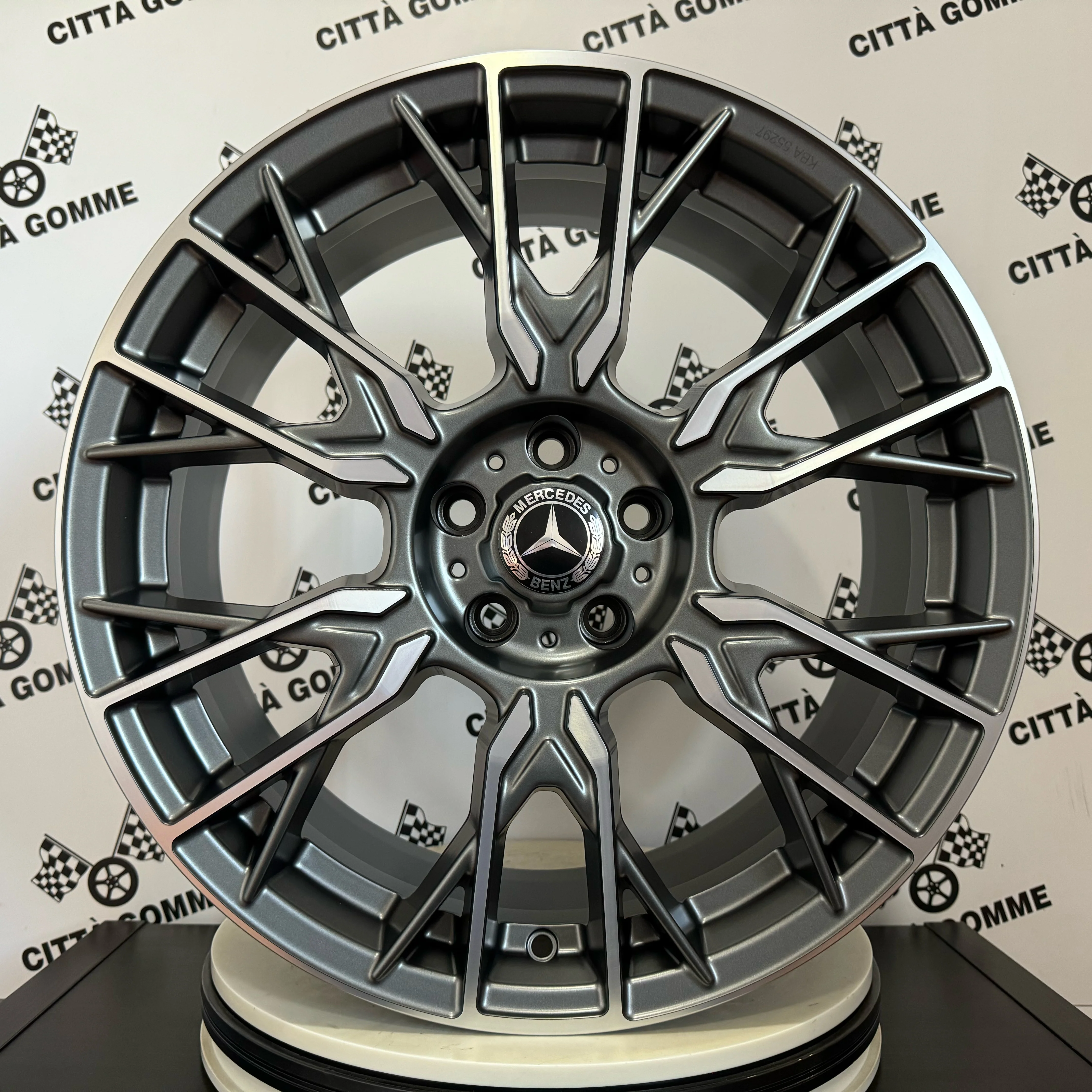 Set 4 Cerchi in lega Fender per Mercedes Classe E S GL GLC GLE GLS EQE EQS IN DOPPIA MISURA - Image 6