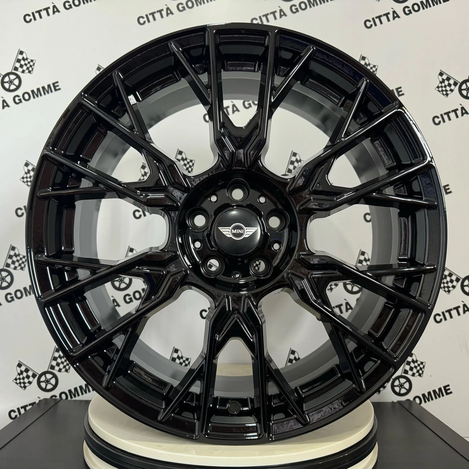 Set 4 Cerchi in lega Fender per Mini Countryman dal 2017 Clubman Cooper One dal 2014 - Image 3