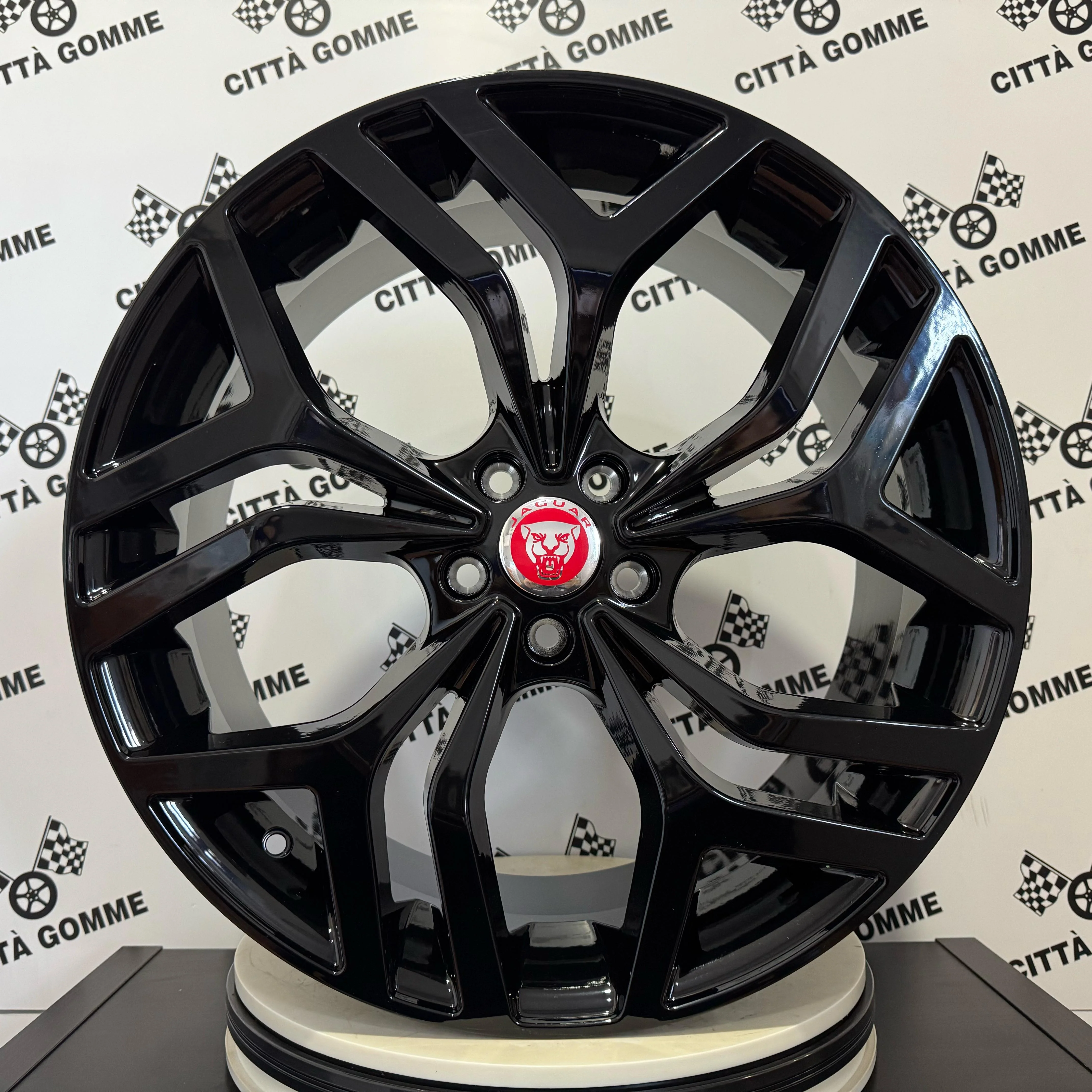 Set 4 Cerchi in lega X88 per Jaguar E-Pace F-Pace S-Type X-Type XE XJ XF Sportbrake - Image 2