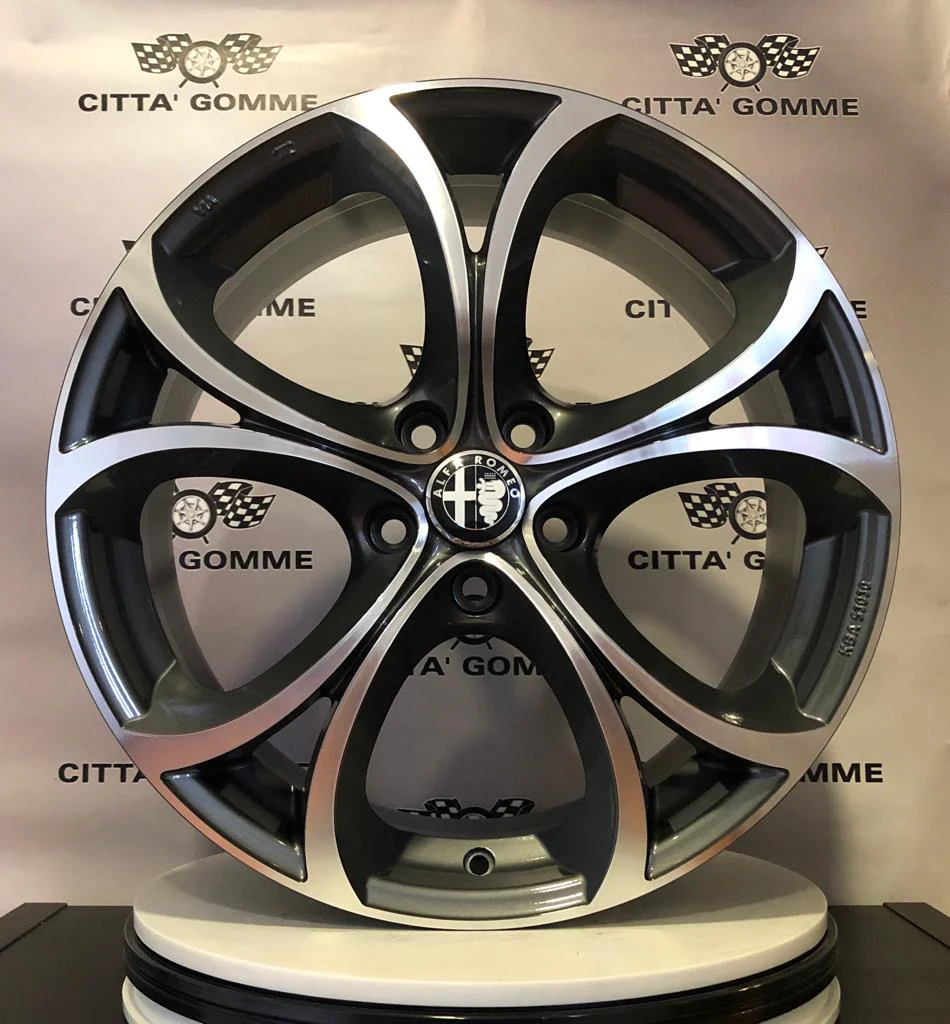 Set 4 Cerchi in lega Lario per Alfa Romeo Giulia in DOPPIA MISURA - Image 2