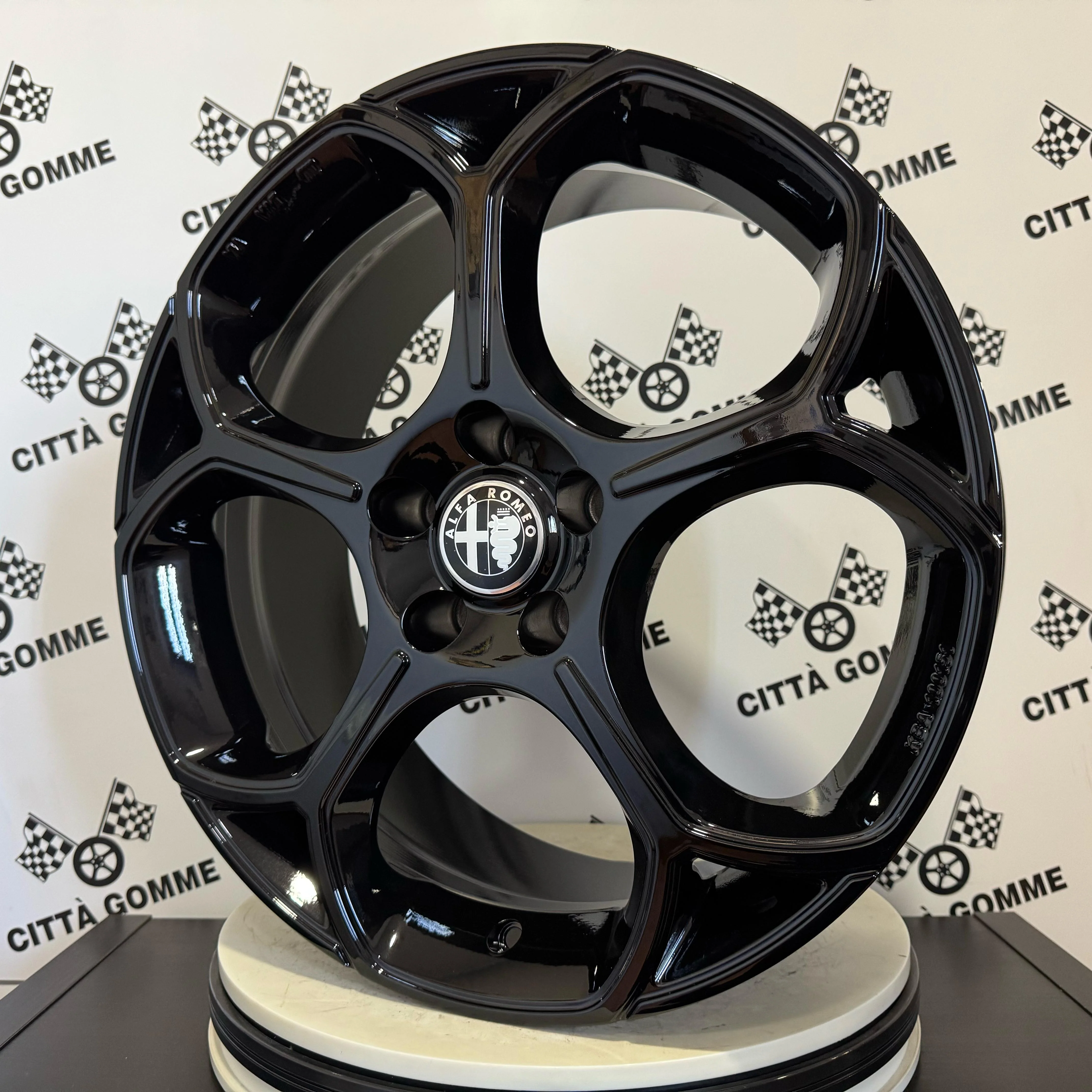 Set 4 Cerchi in lega MONZA per Alfa Stelvio Giulietta Tonale 159 Brera Spyder - Image 3