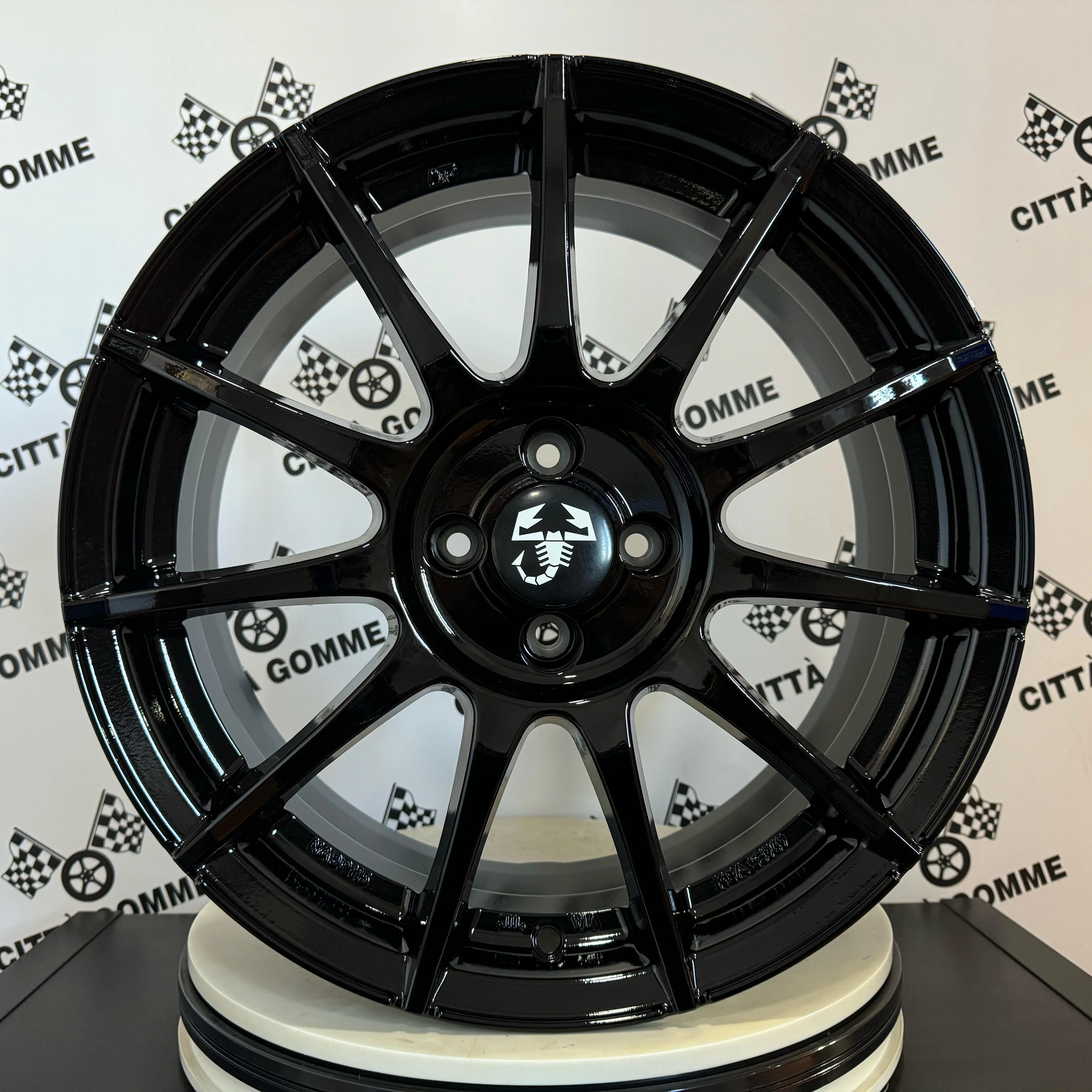 Set 4 Cerchi in lega MSW85 per Abarth 500 595 695 Esseesse - Image 5