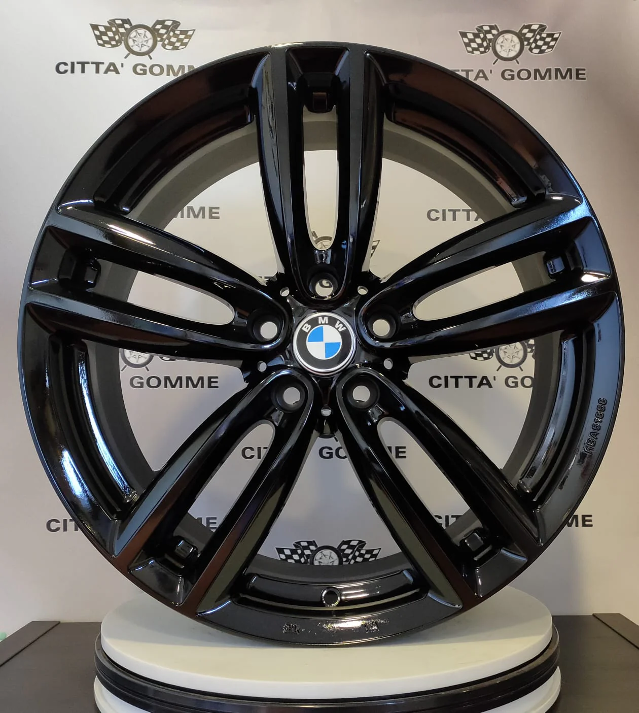 Set 4 Cerchi in lega Oxford per BMW X1 2015> X2 X3 X4 Serie 5 2017> Serie 1 3 X5 X6  2019> Serie 2 Active / Gran Tourer - Image 2