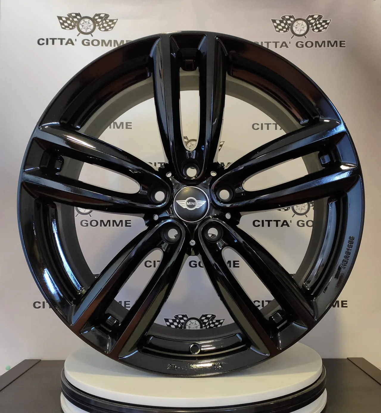 Set 4 Cerchi in lega Oxford per Mini Countryman dal 2017 Clubman Cooper One dal 2014 - Image 2