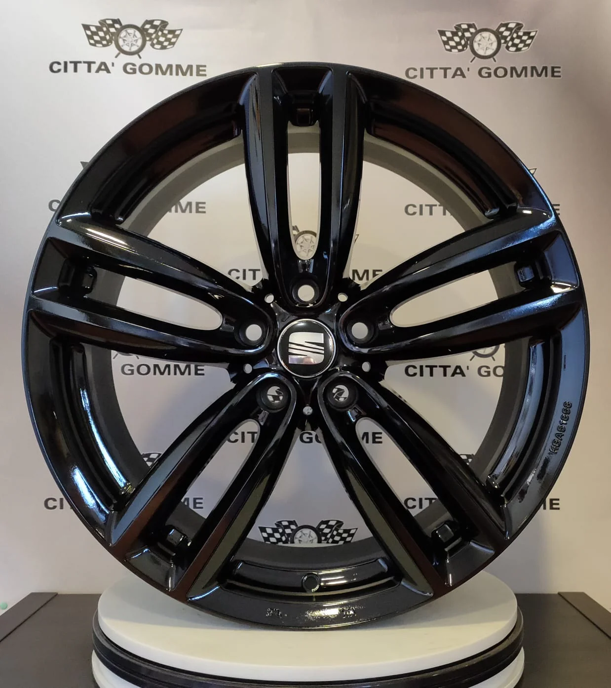 Set 4 Cerchi in lega Oxford per Seat Alhambra Ateca Altea Exeo Leon Tarraco Cupra Formentor - Image 2