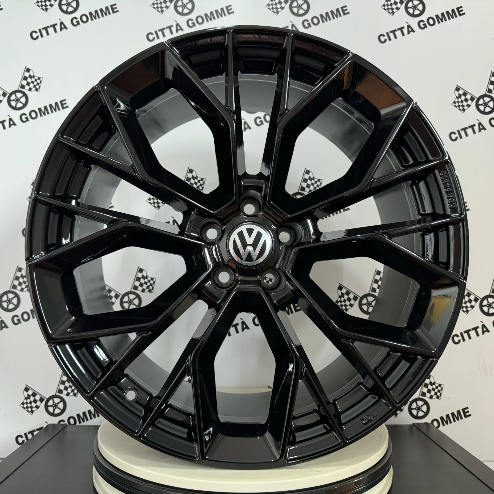 SET 4 Cerchi in lega per Volkswagen GOLF 5 6 7 8 Passat Arteon Tiguan T-ROC ID3 ID4 ID5 ID7 - Image 5