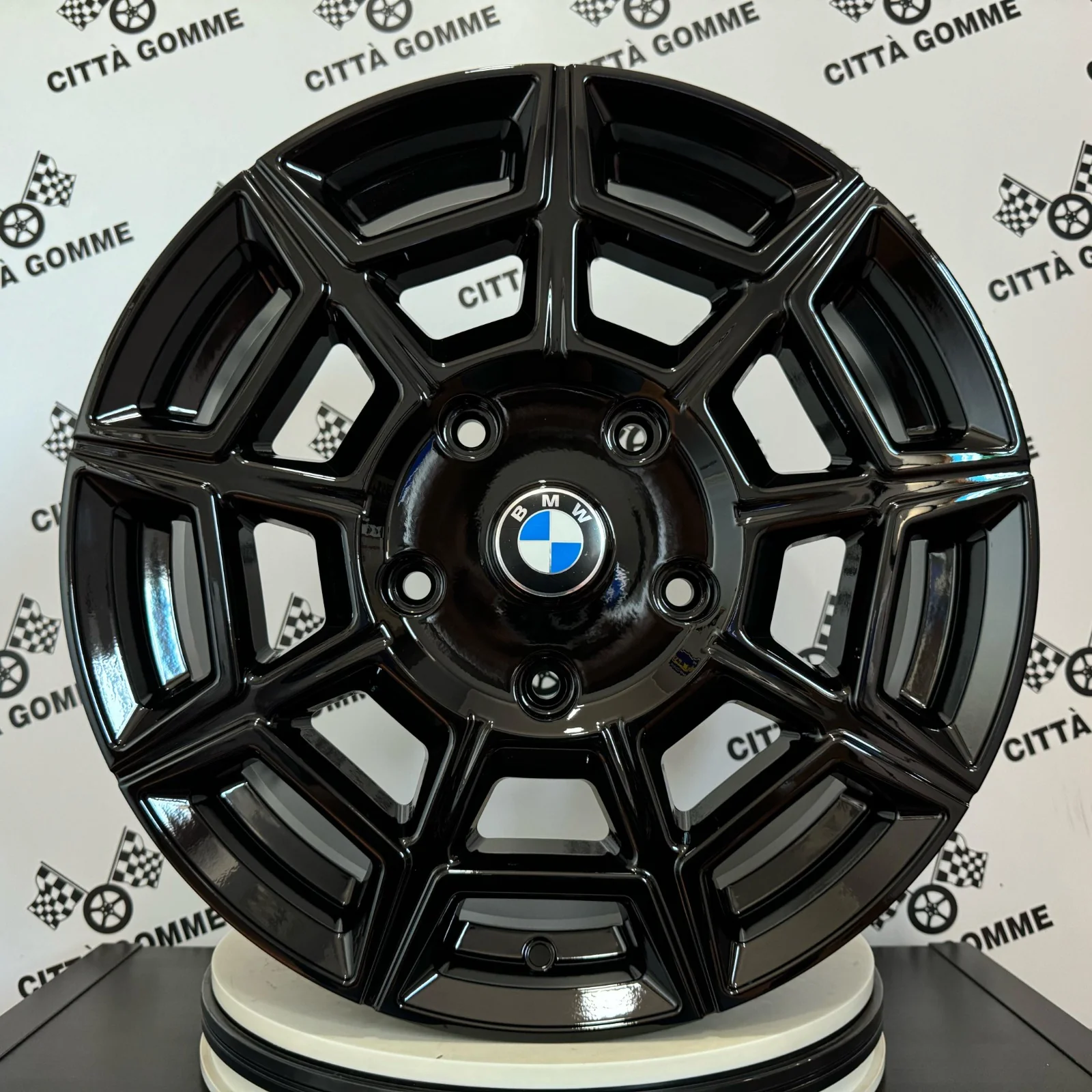 Set 4 Cerchi in lega PERVAN per BMW X2 - Image 3