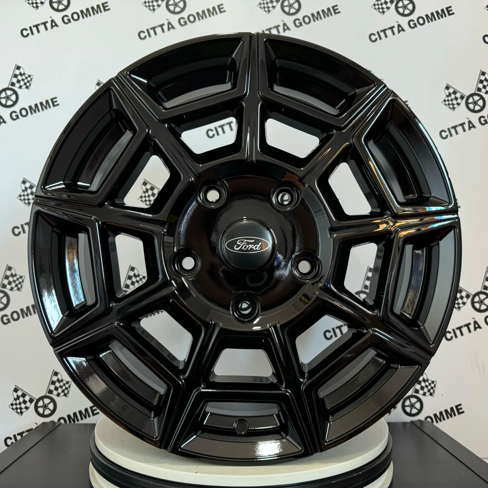 Set 4 Cerchi in lega PERVAN per Ford Transit Tourneo Custom - Image 3