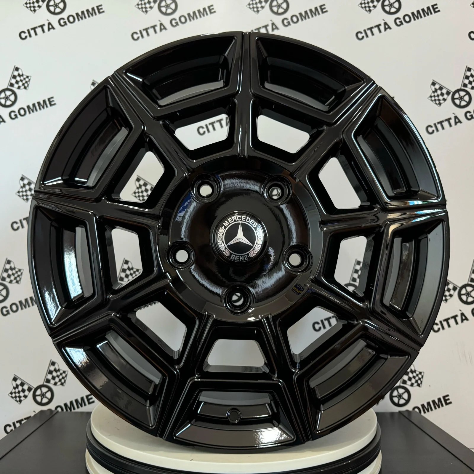 Set 4 Cerchi in lega PERVAN per Mercedes GLE EQV CLASSE C V M VITO - Image 3