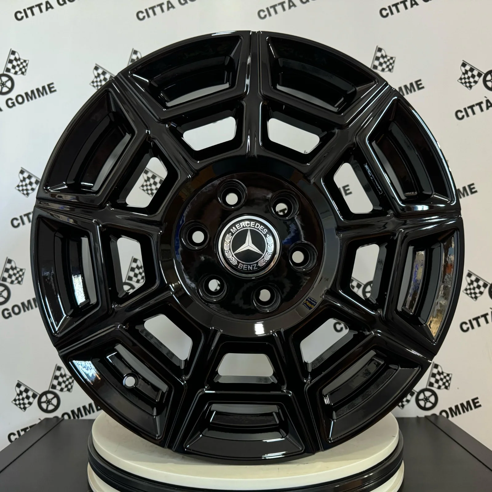 Set 4 Cerchi in lega PERVAN per MERCEDES SPRINTER - Image 3