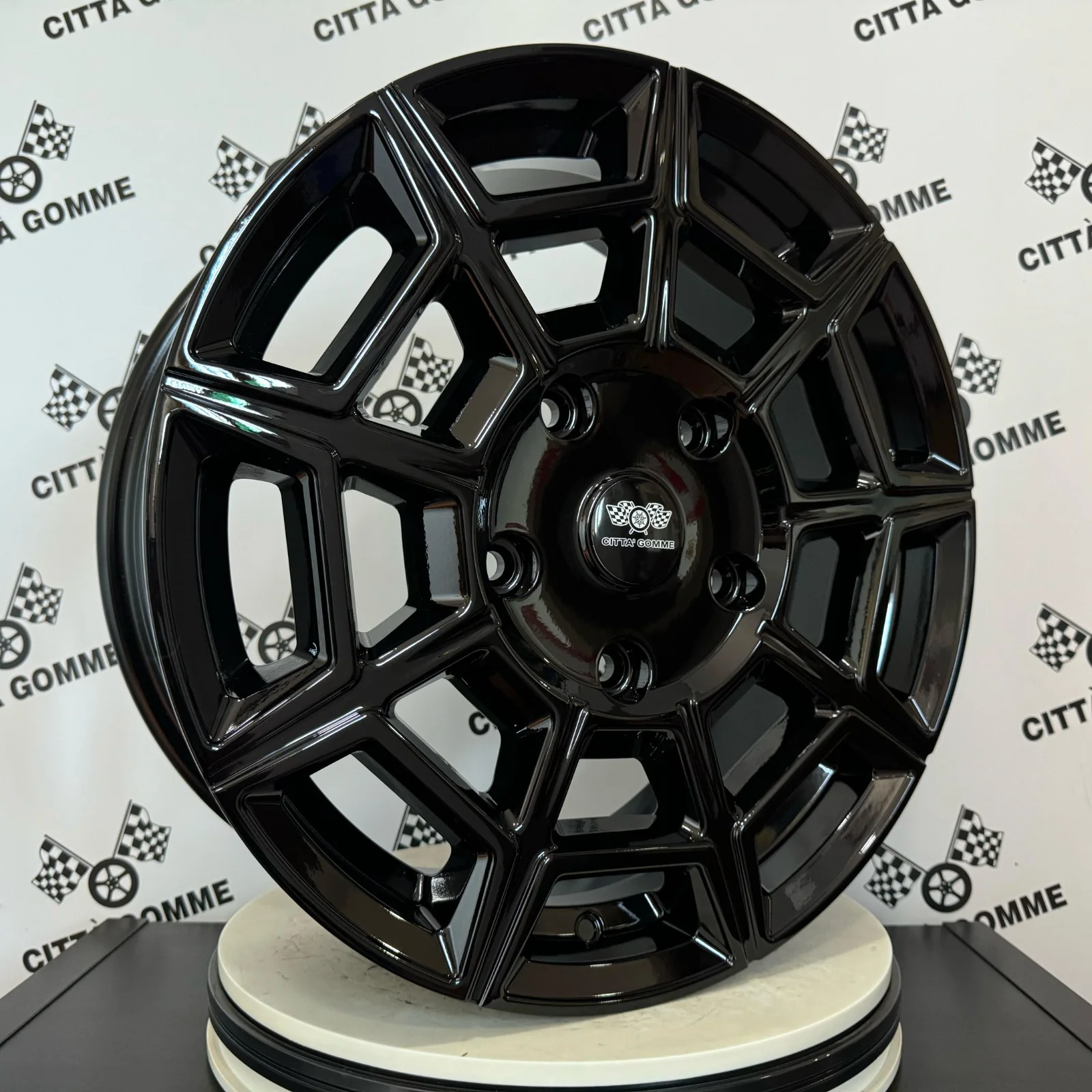 Set 4 Cerchi in lega PERVAN per OPEL VIVARO - Image 4