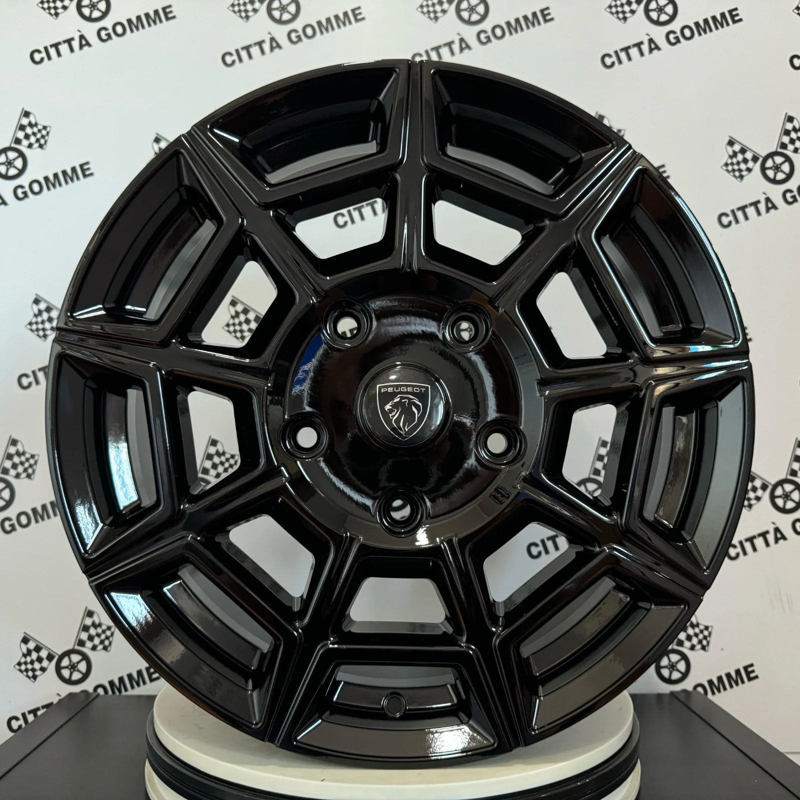 Set 4 Cerchi in lega PERVAN per Peugeot Expert Traveller - Image 3