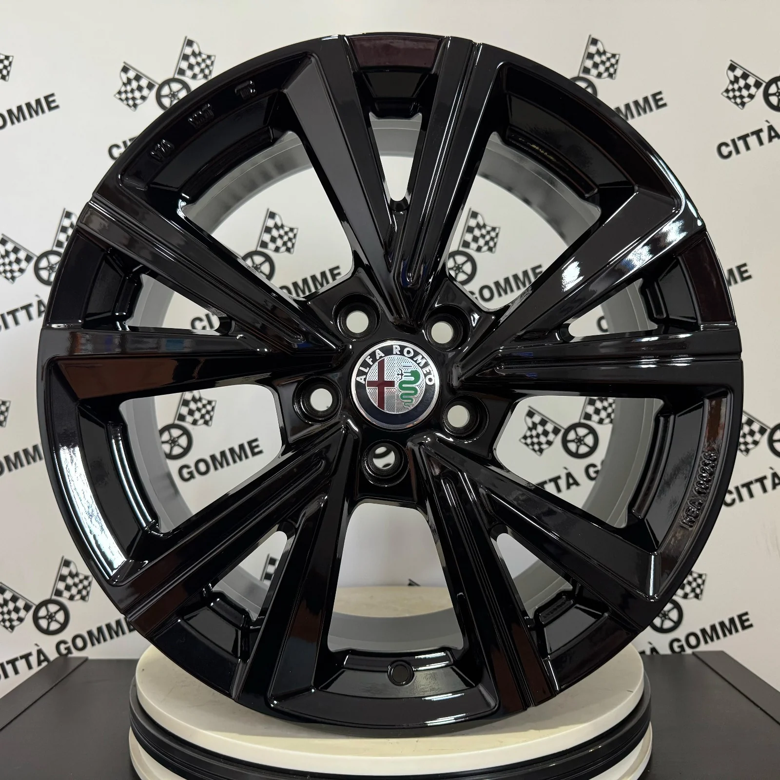 Set 4 Cerchi in lega QVARZ per ALFA ROMEO BRERA GIULIA GIULIETTA SPYDER STELVIO TONALE 159 - Image 4