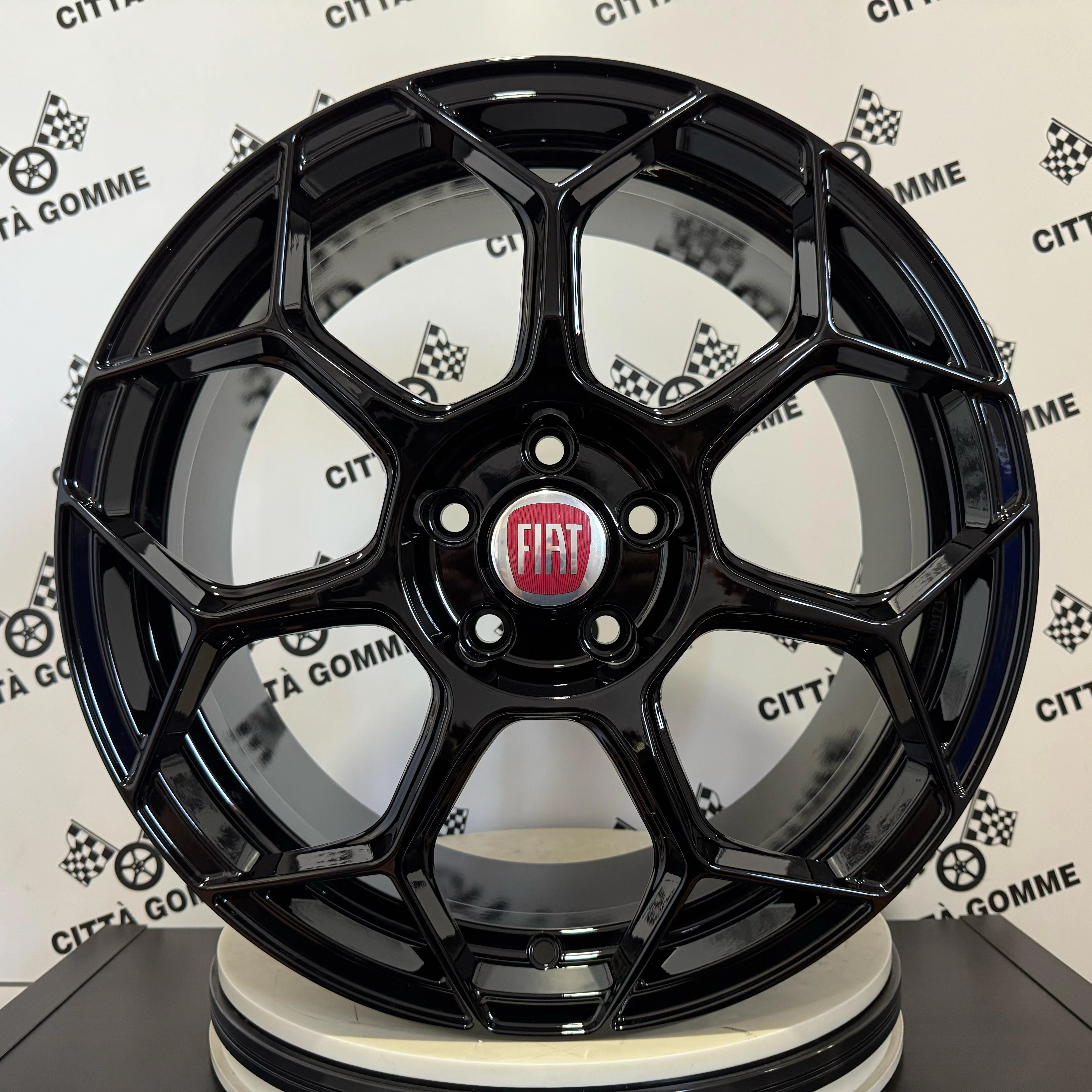 Set 4 Cerchi in lega Raceway per Fiat 500X Croma - Image 4