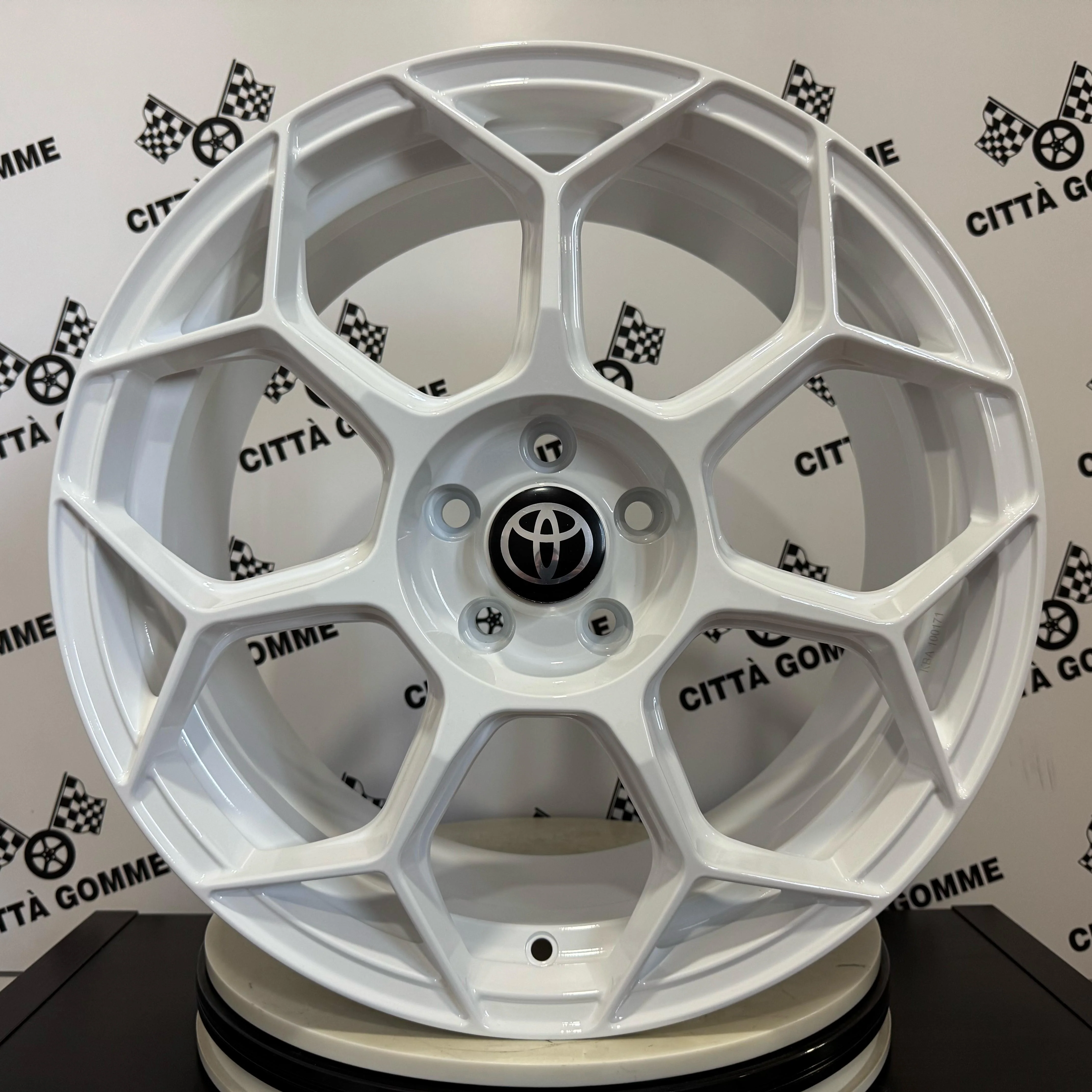 Set 4 Cerchi in lega Raceway per Toyota Proace City Proace City Verso - Image 6