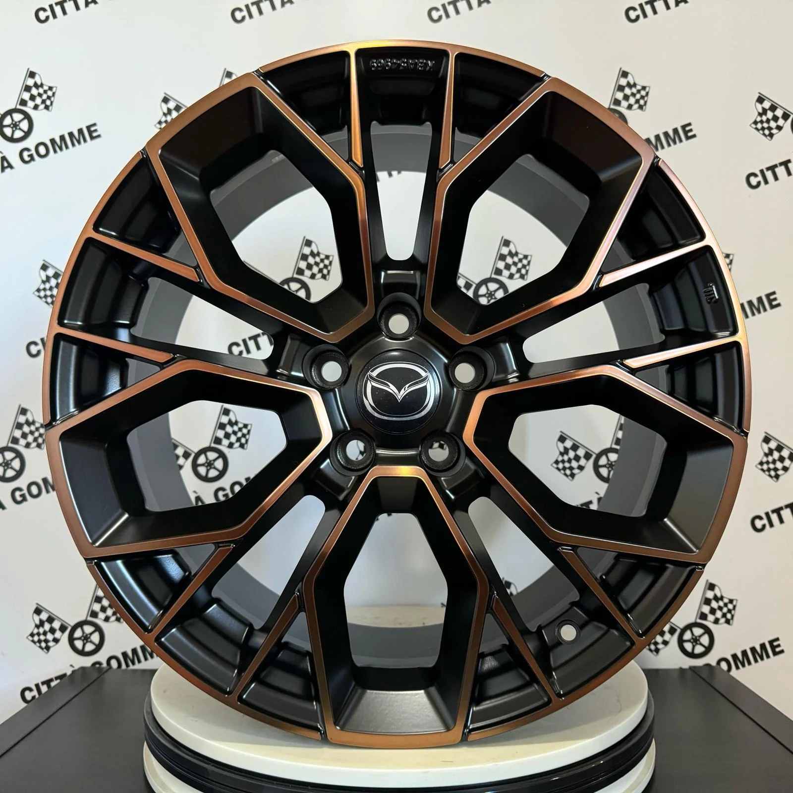 Set 4 Cerchi in lega STILO per Mazda 3 4 5 6 Cx-3 Cx-5 Cx-7 Cx-30 Mx-5 3 Rx-8 - Image 3