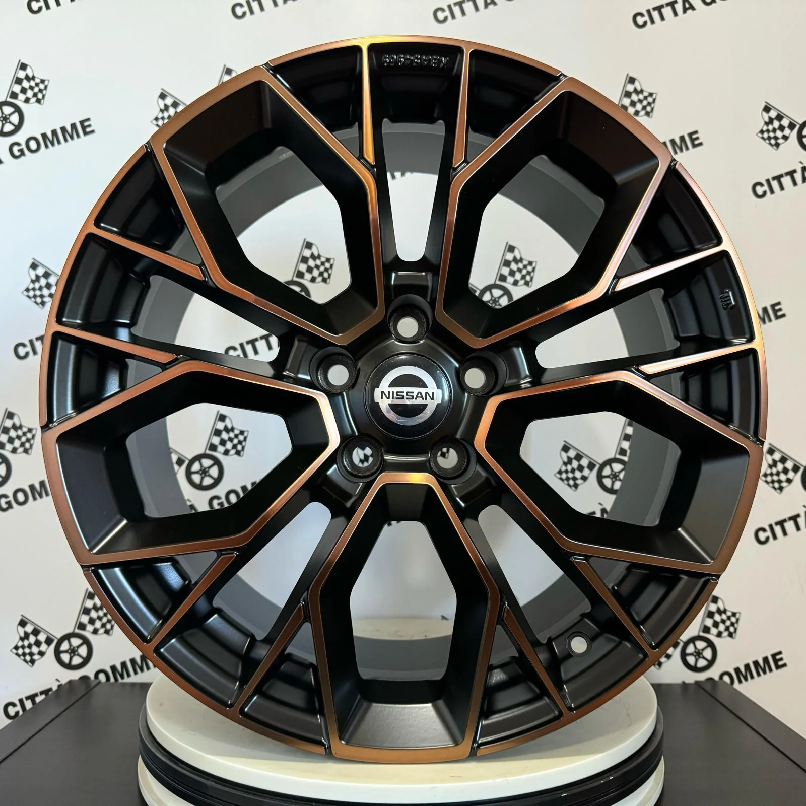Set 4 Cerchi in lega STILO per NISSAN JUKE LEAF PRIMERA PULSAR QASHQAI X-TRAIL - Image 3
