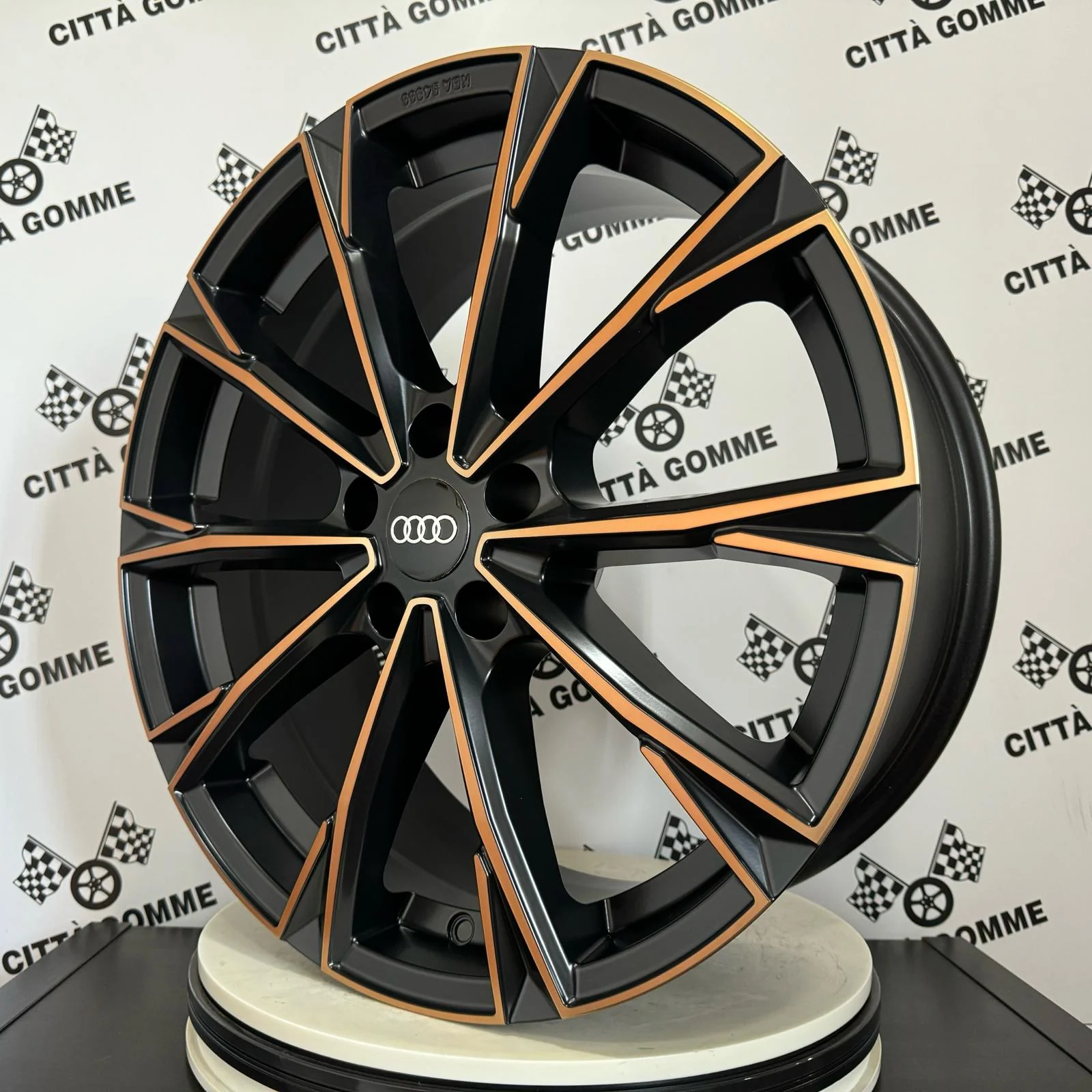 Set 4 Cerchi in lega Totale per AUDI A3 A4 A5 A6 A7 A8 Q2 Q3 Q4 Q5 Q7 Q8 E-Tron TT - Image 7