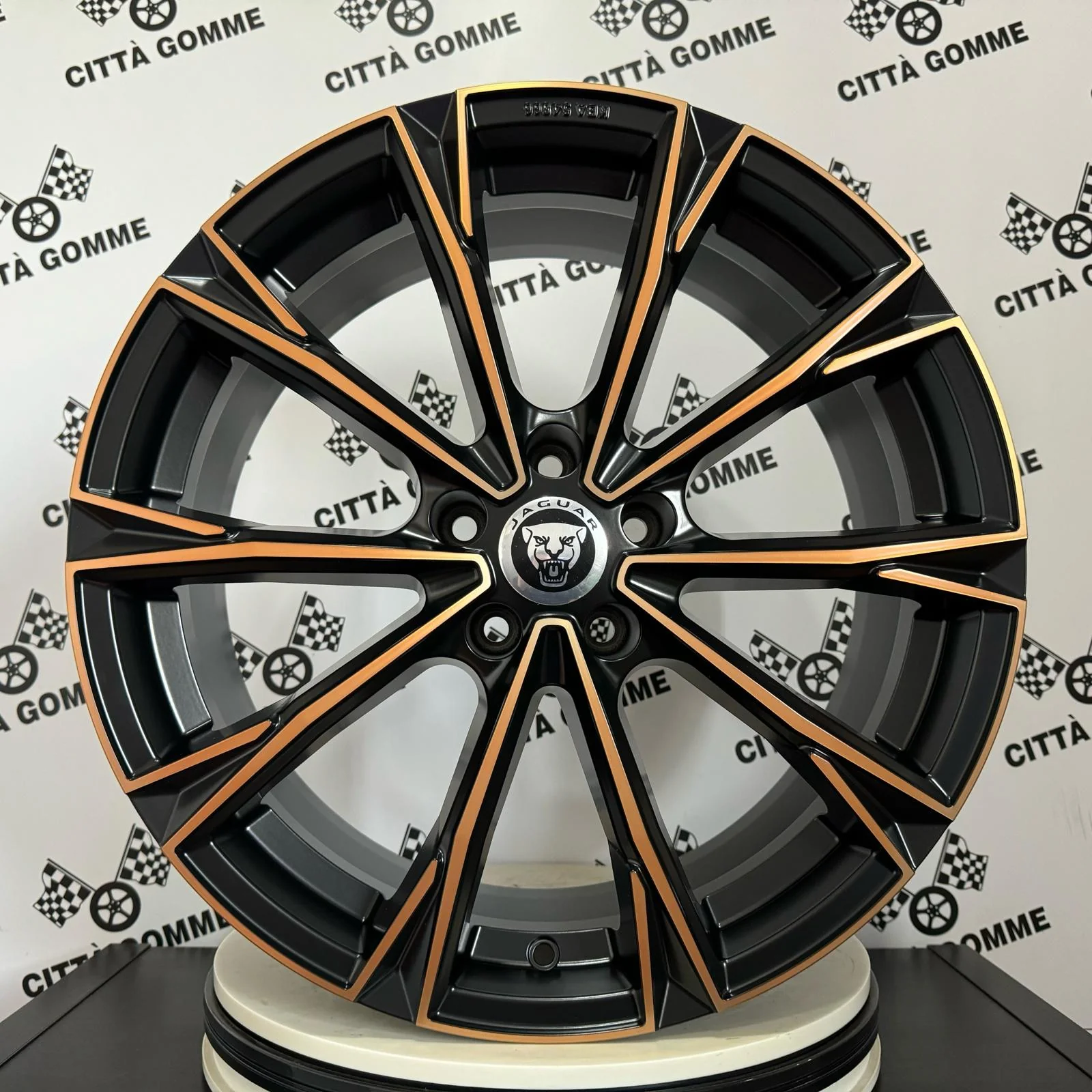 Set 4 Cerchi in lega Totale per JAGUAR F-PACE S-TYPE I-PACE XE XF XJ XK - Image 8