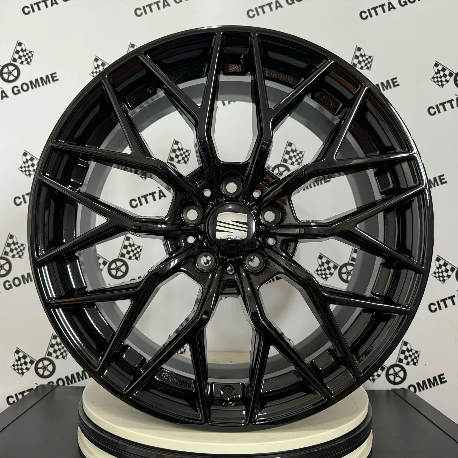 SET 4 Cerchi in lega Viperx per Seat Alhambra Ateca Altea Exeo Leon Tarraco - Image 3