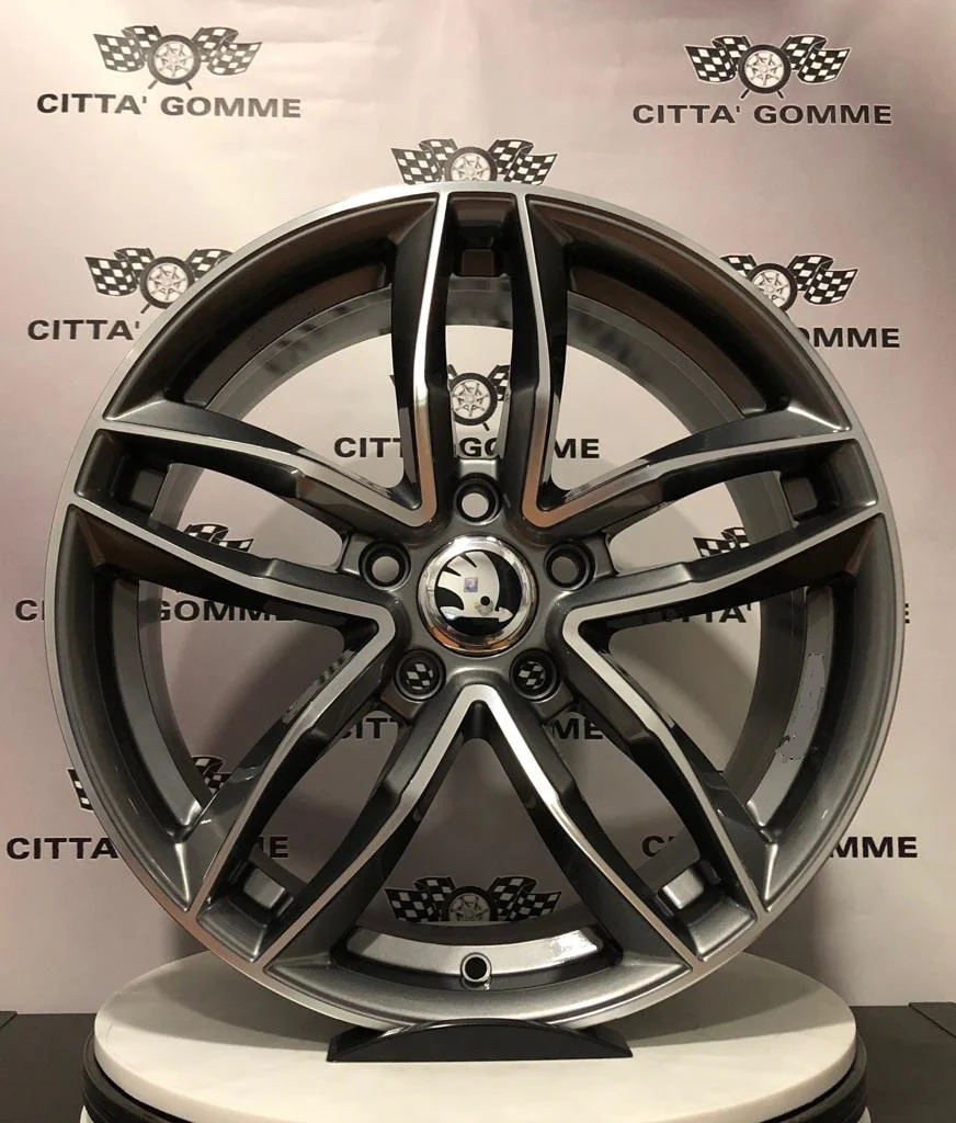 Set da 4 Cerchi in lega AF16 per Skoda Karoq Kodiaq Octavia Superb Yeti Enyaq - Image 2