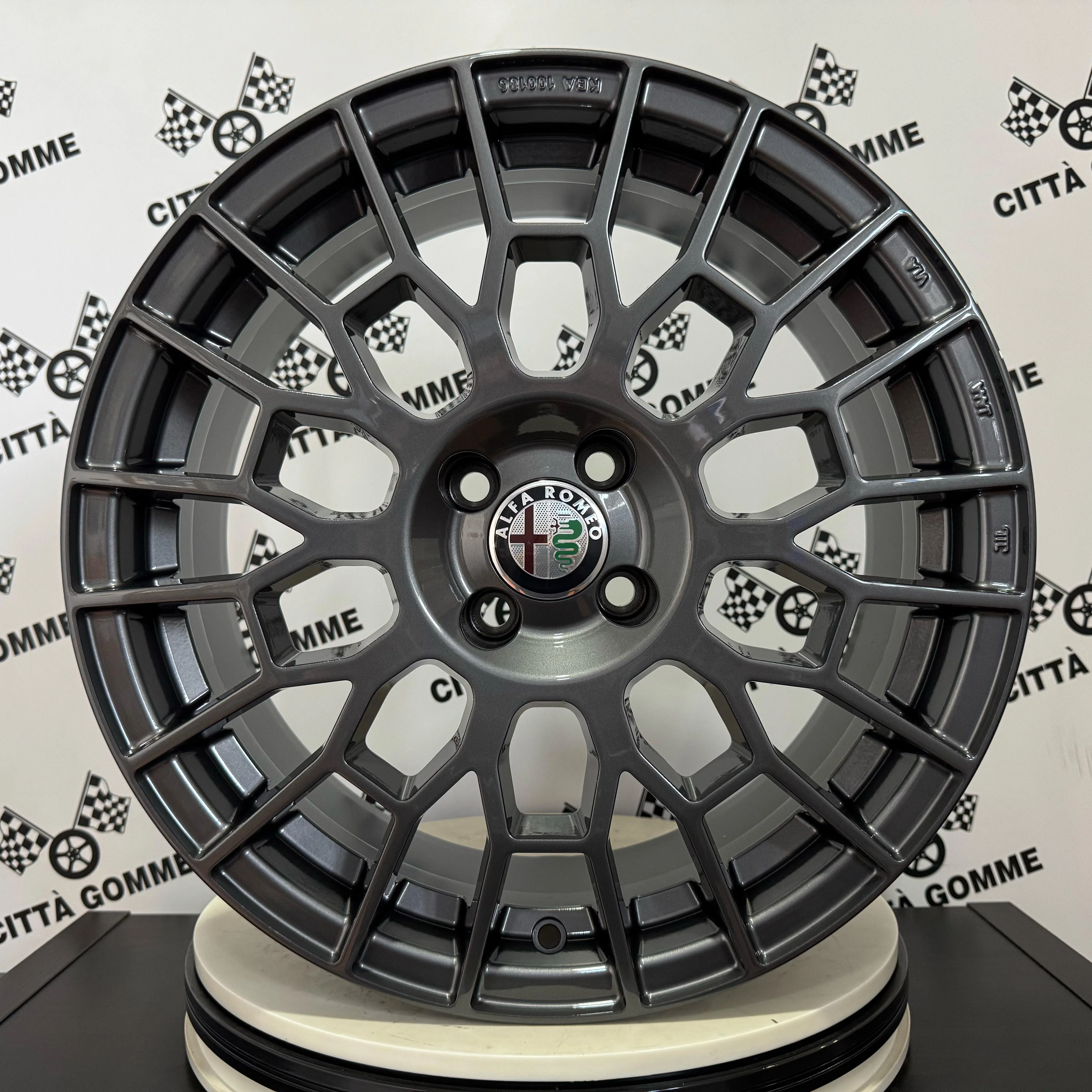 Set da 4 Cerchi in lega APX per ALFA ROMEO MITO - Image 4