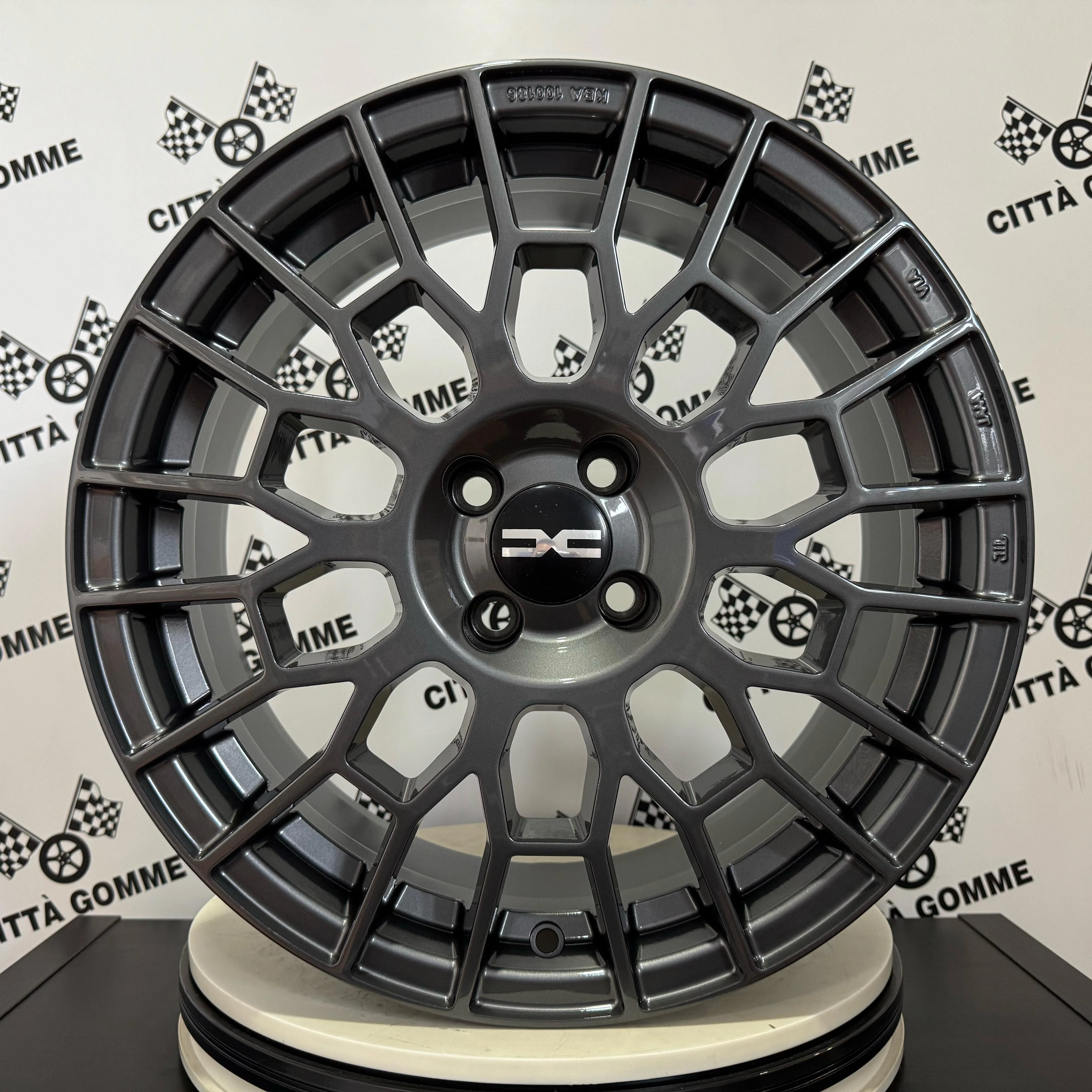 Set da 4 Cerchi in lega APX per DACIA JOGGER LOGAN SANDERO - Image 3