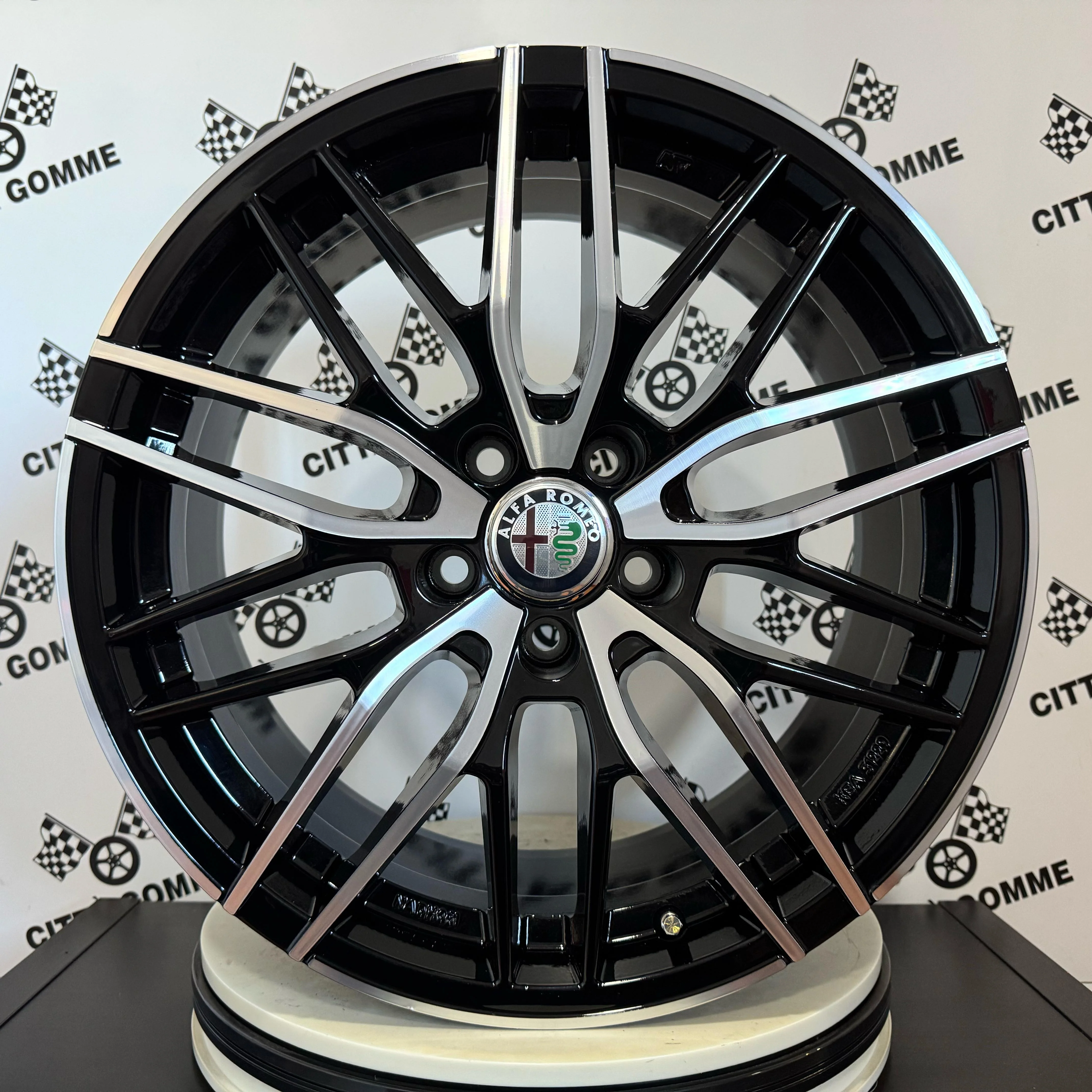 Set da 4 Cerchi in lega Msw72 per Alfa Romeo Giulietta Giulia Brera 159 Stelvio - Image 2
