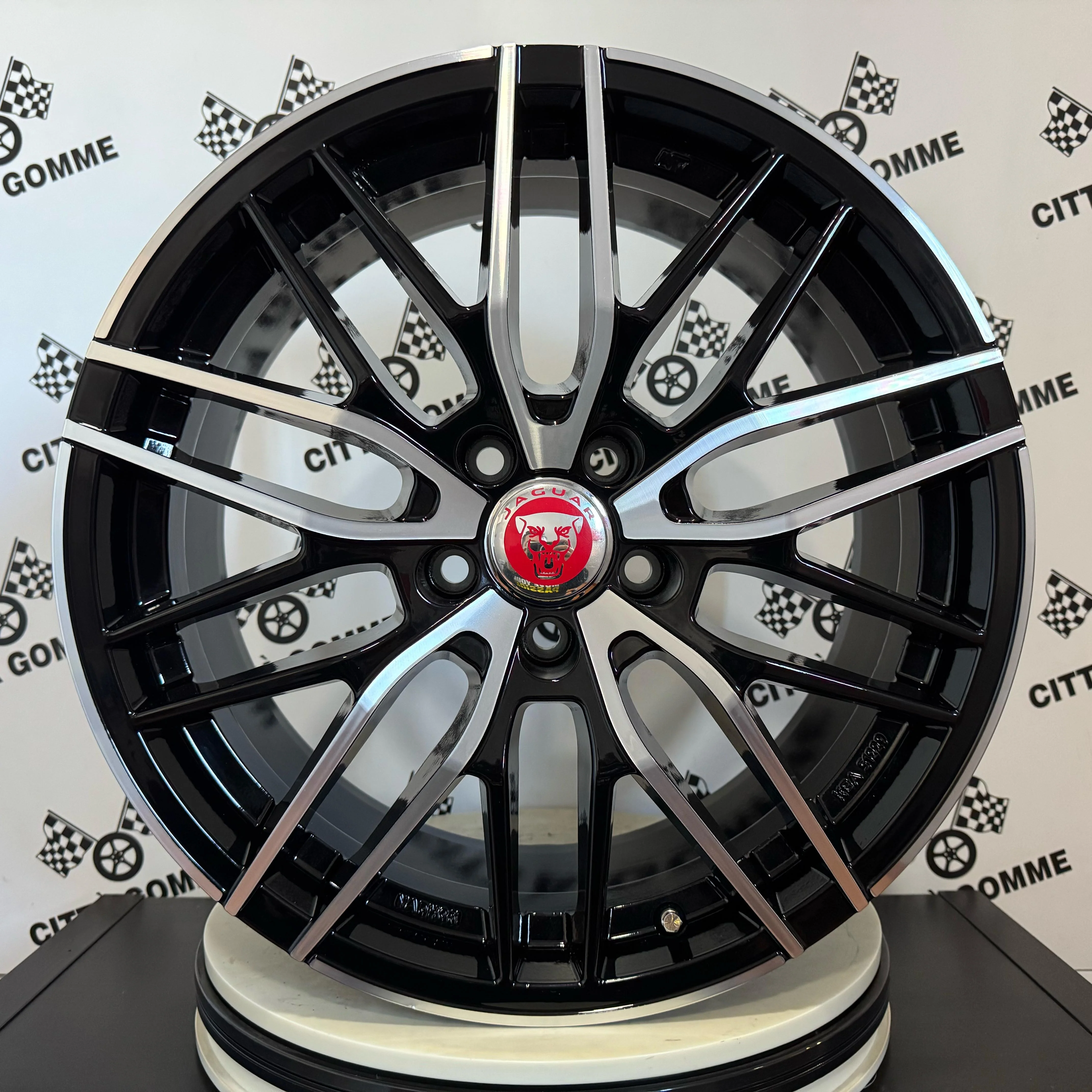Set da 4 Cerchi in lega Msw72 per Jaguar E-Pace F-Pace S-Type X-Type XE XJ XF Sportbrake - Image 2