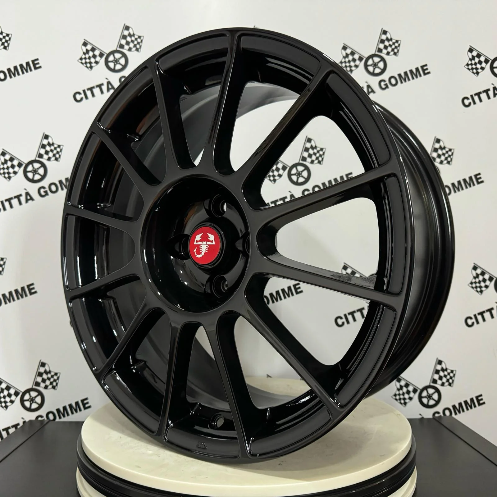 Set da 4 Cerchi in lega DEDICATI Abarth 500 595 SS esseesse - Image 2