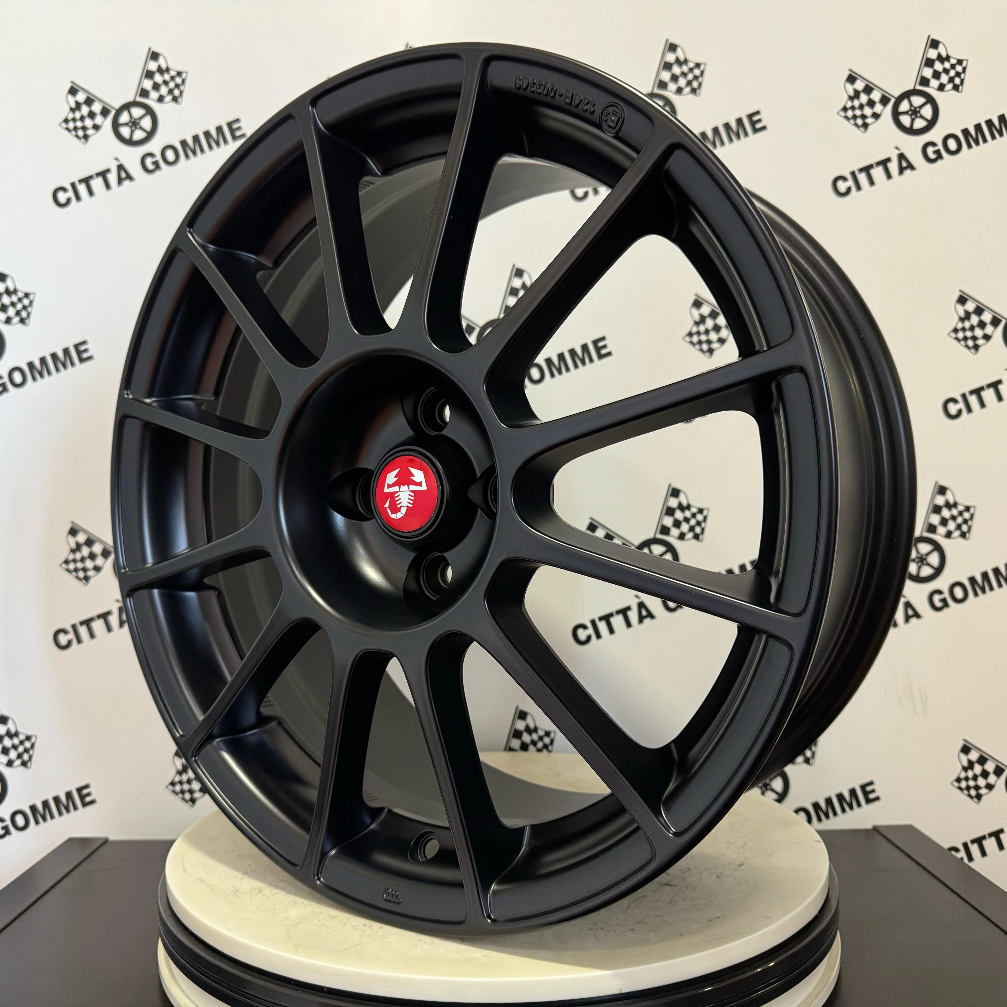 Set da 4 Cerchi in lega DEDICATI Abarth 500 595 SS esseesse - Image 9