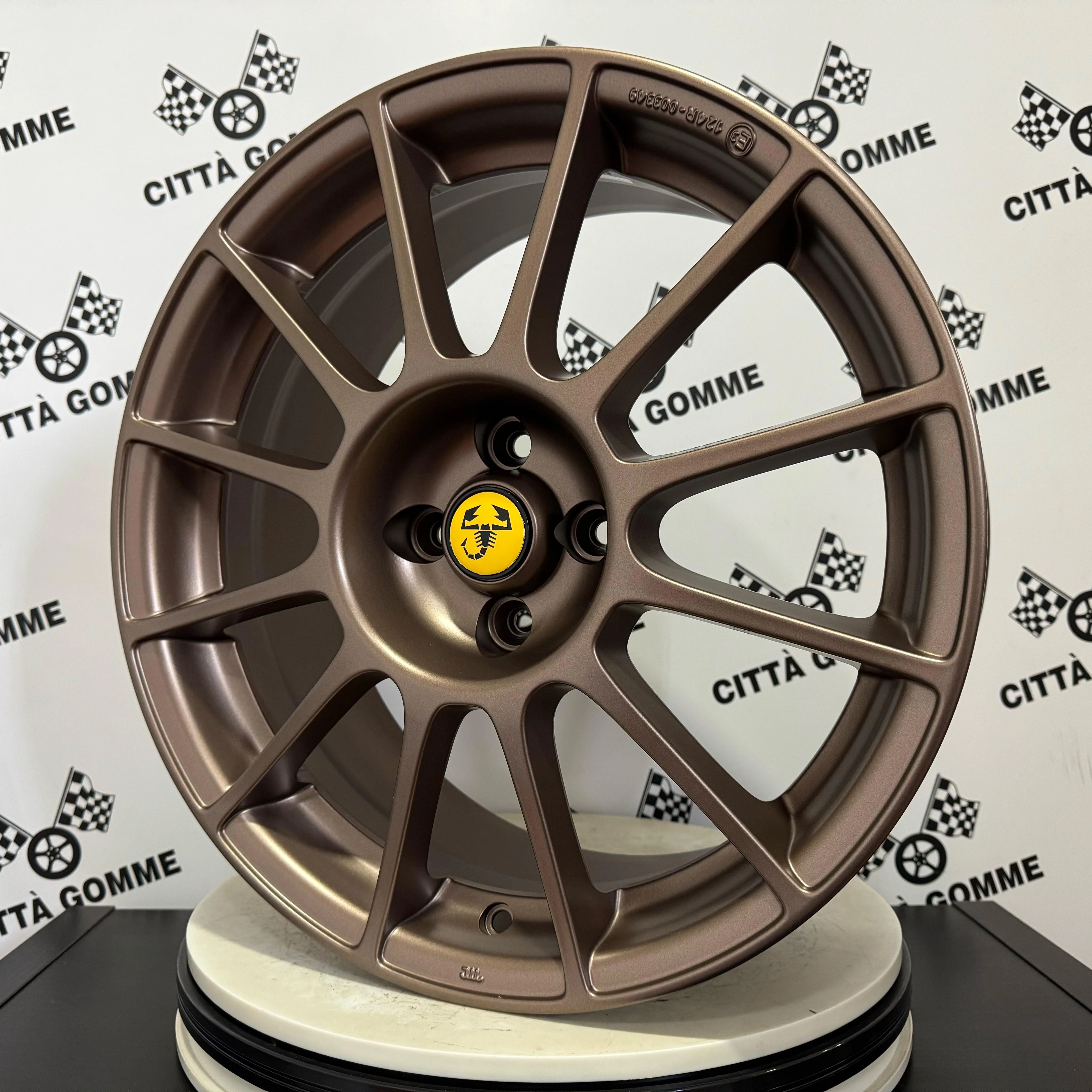 Set da 4 Cerchi in lega DEDICATI Abarth 500 595 SS esseesse YELLOW - Image 12