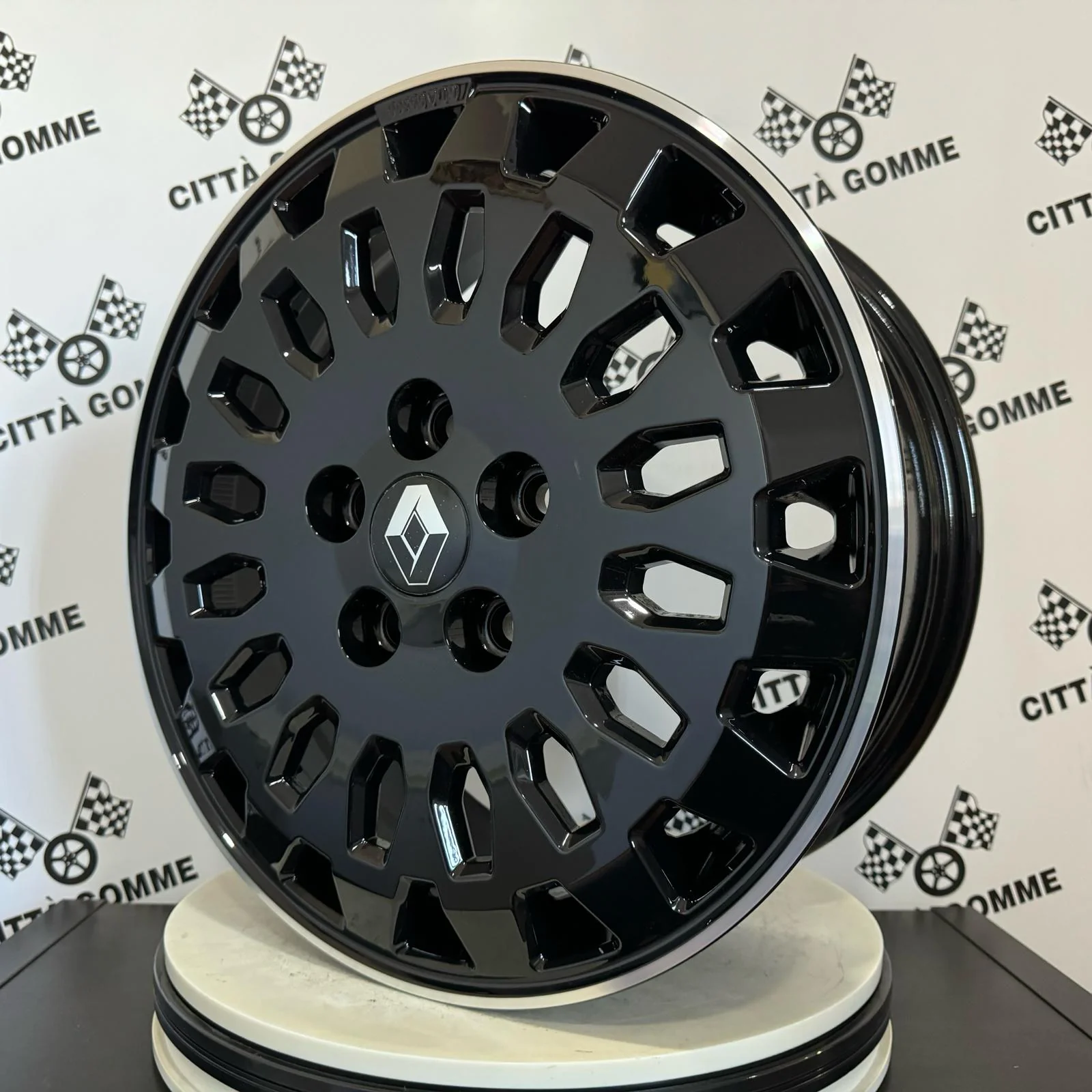 Set da 4 Cerchi in lega OVERLAND per RENAULT AUSTRAL ESPACE FLUENCE KANGOO III LAGUNA III MEGANE TRAFIC III - Image 2