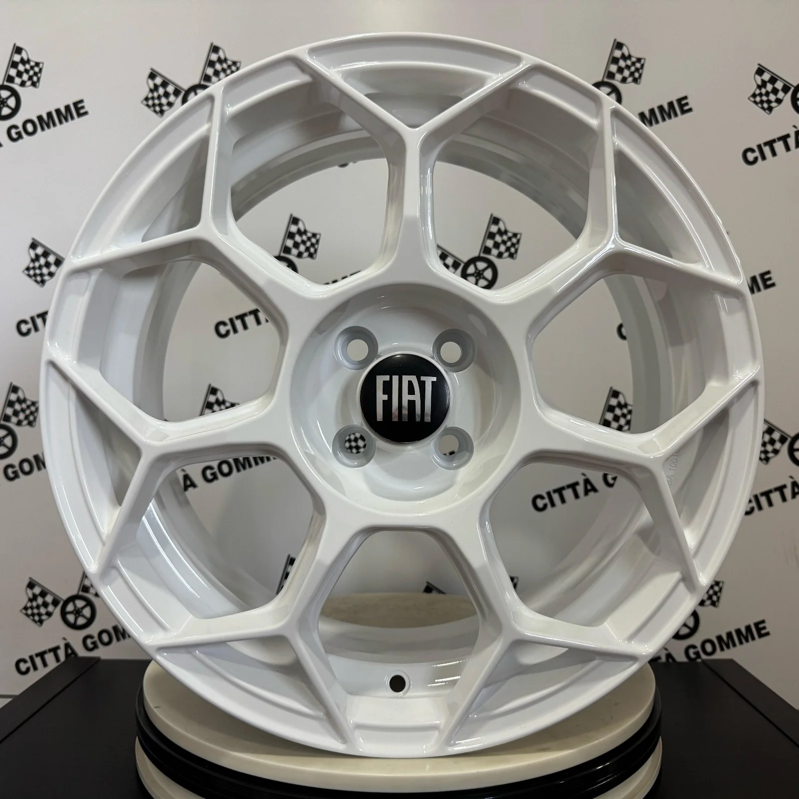 Set da 4 Cerchi in lega RACEWAY per FIAT GRANDE PANDA 600 - Image 5